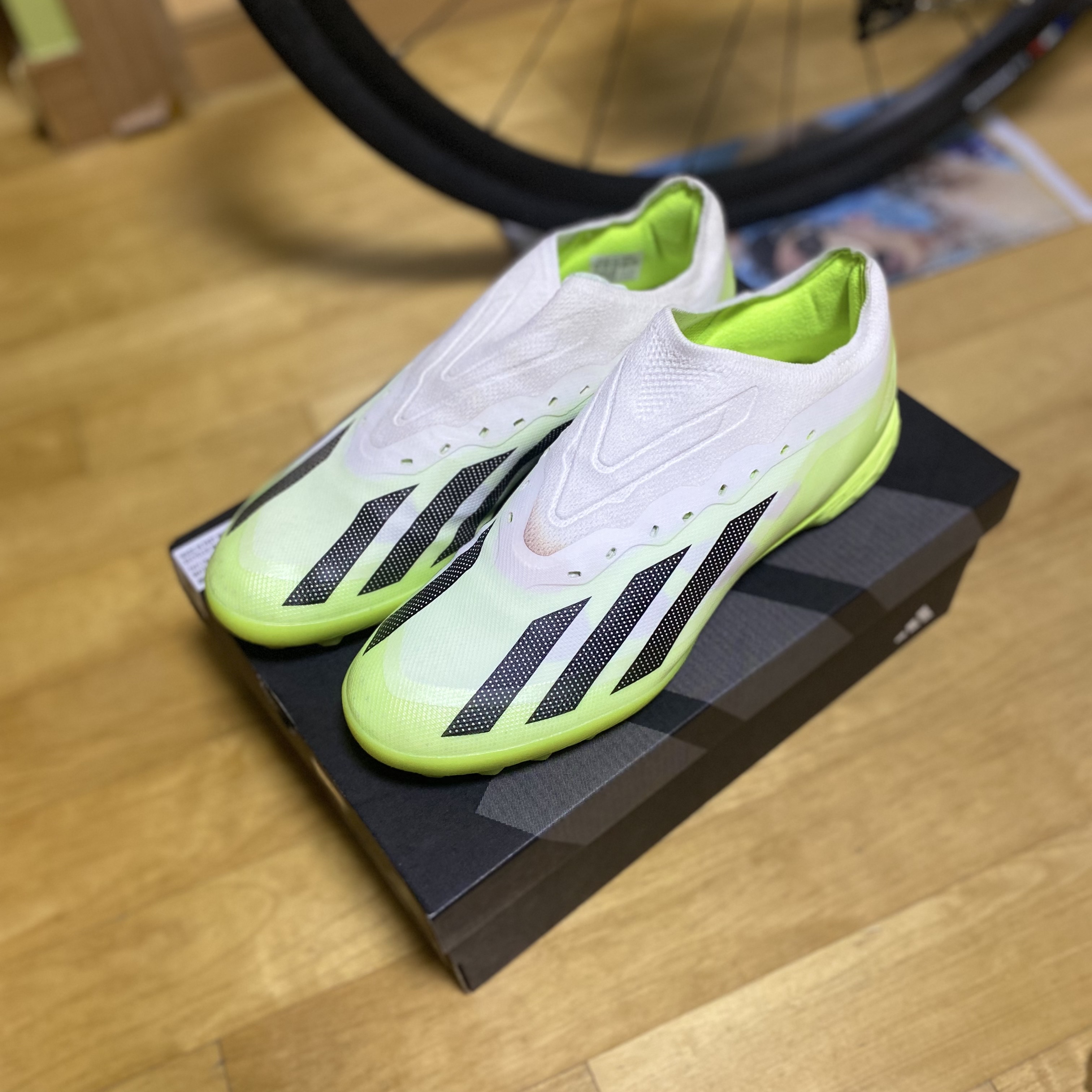 Adidas X Crazyfast.1 TF Lucid Lemon 착용 스타일 - 2