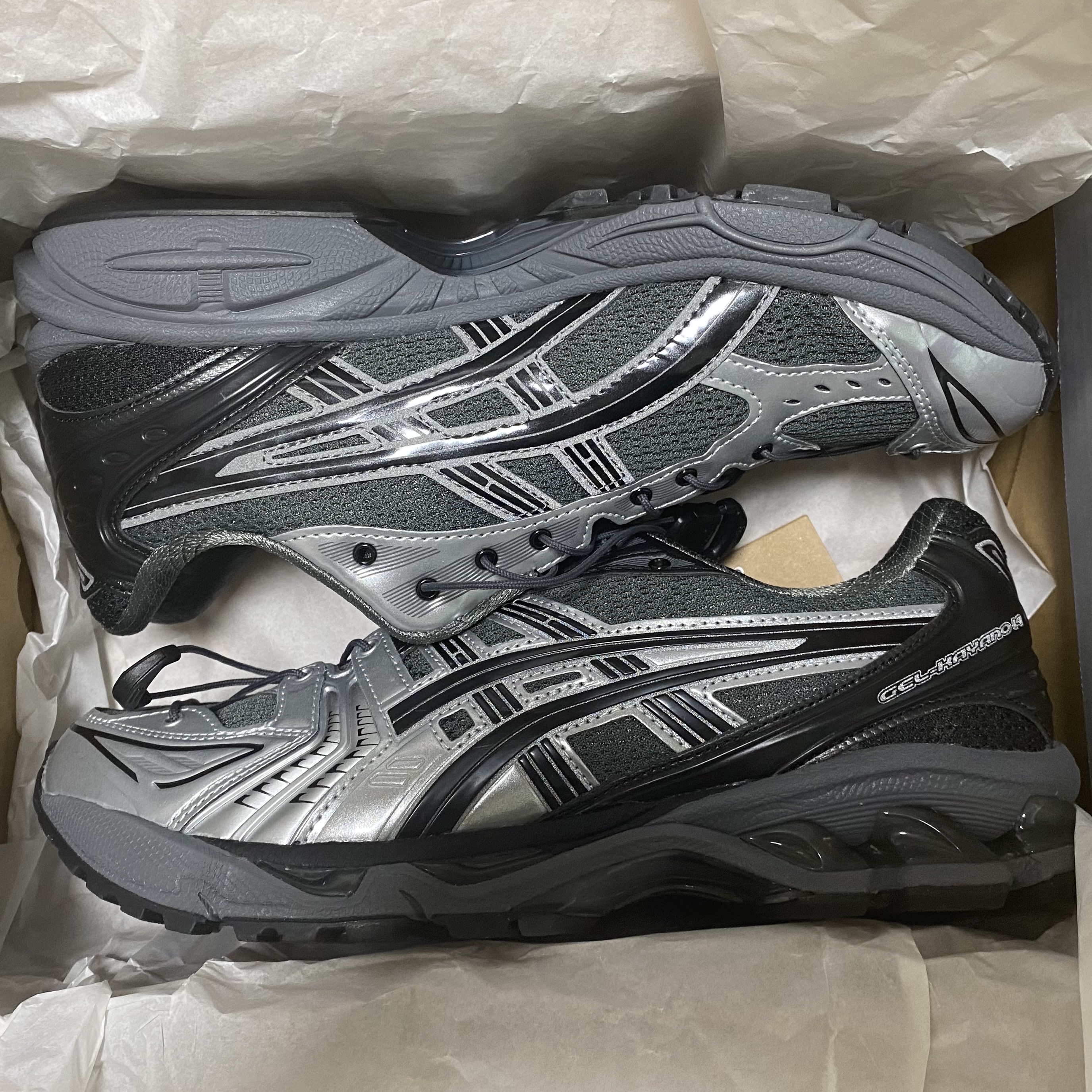 Asics x Unaffected Gel-Kayano 14 Silver Moon 착용 스타일