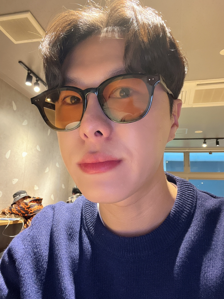 KREAM 프로필 이미지