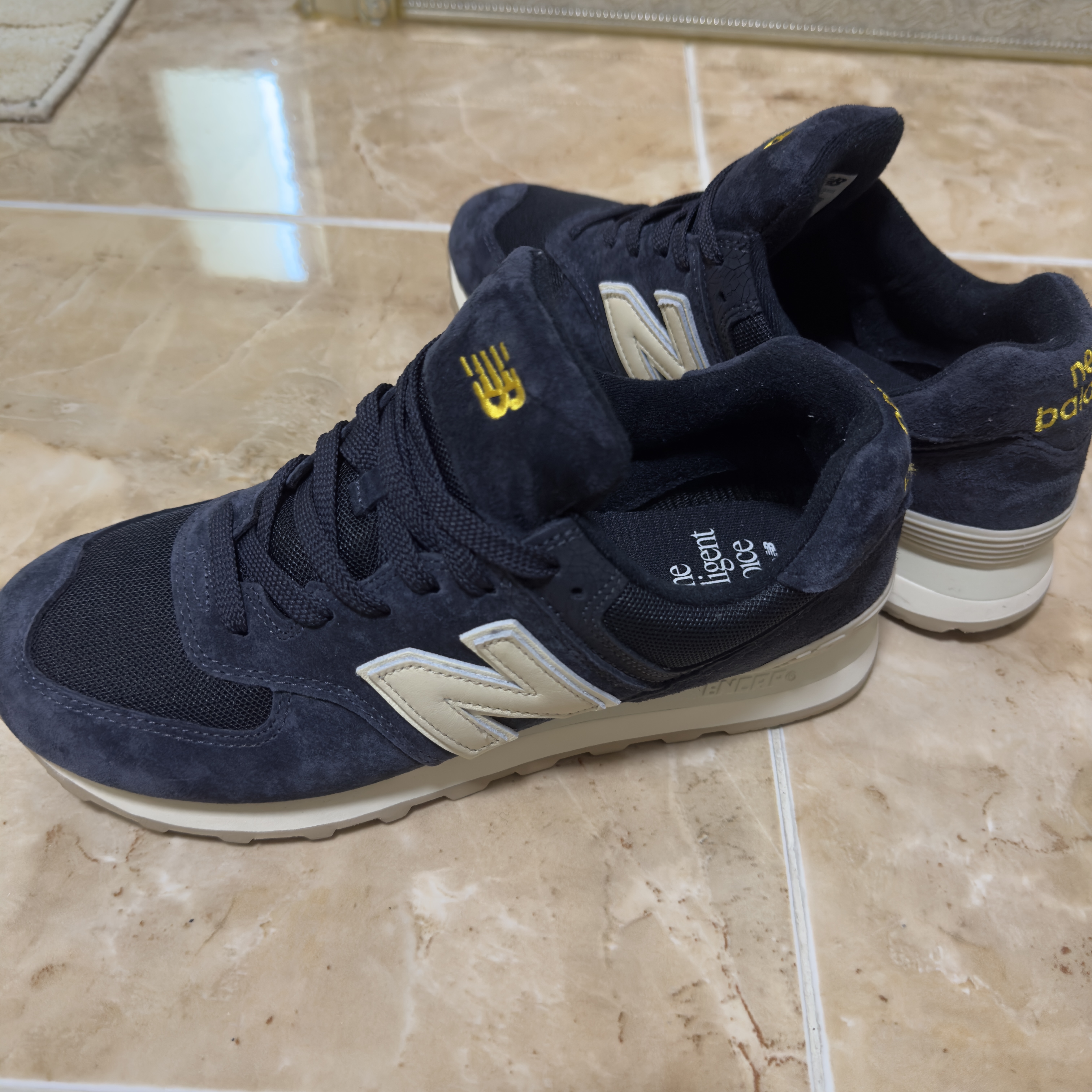 New Balance x Recto 574 Faded Navy Classic 착용 스타일