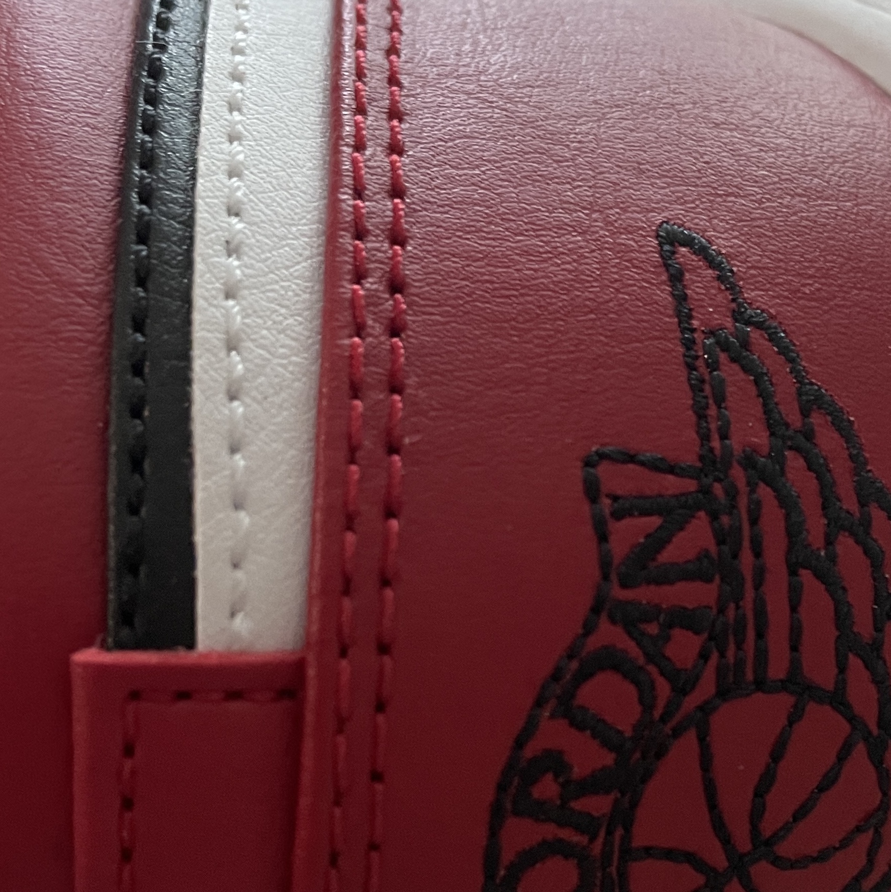 Jordan 1 Low Alternate Bred Toe 착용 스타일
