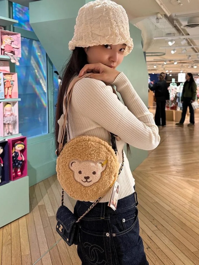 Millo Archive Comfort Balaclava Beige, Emis Newsboy Cap Black 착용 스타일 - 5