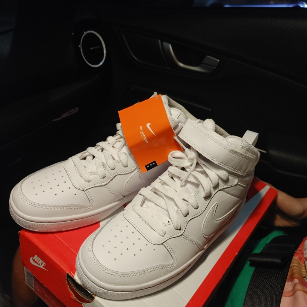 (GS) Nike Court Borough Mid 2 Triple White 착용 스타일