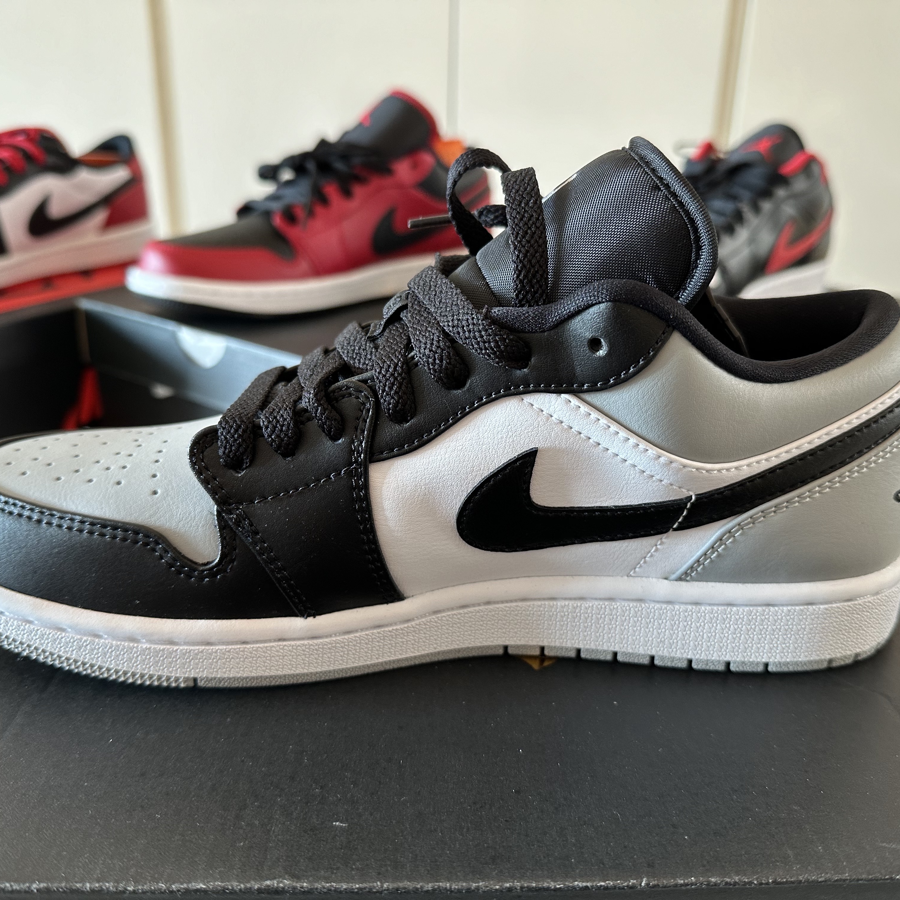 Jordan 1 Low Light Smoke Grey Black 착용 스타일 - 4