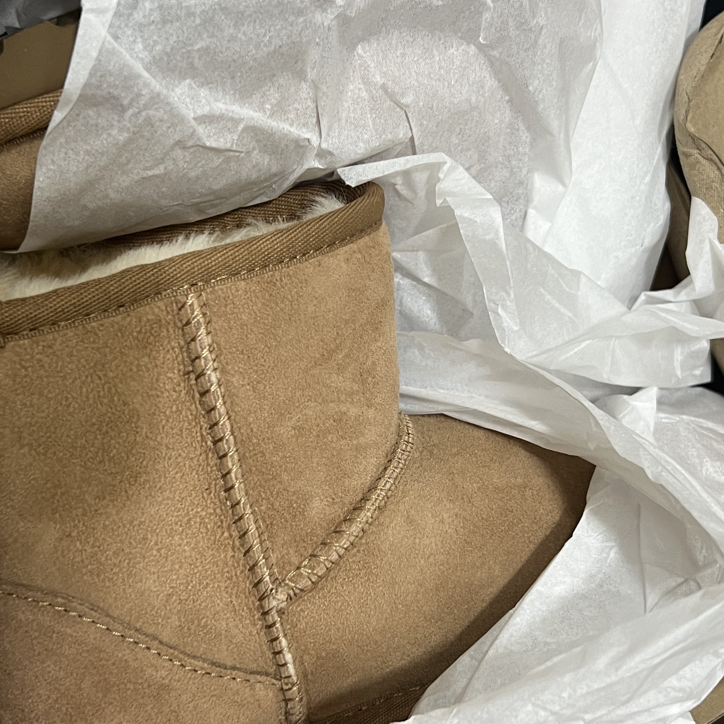 (W) UGG Classic Mini II Boots Chestnut 착용 스타일