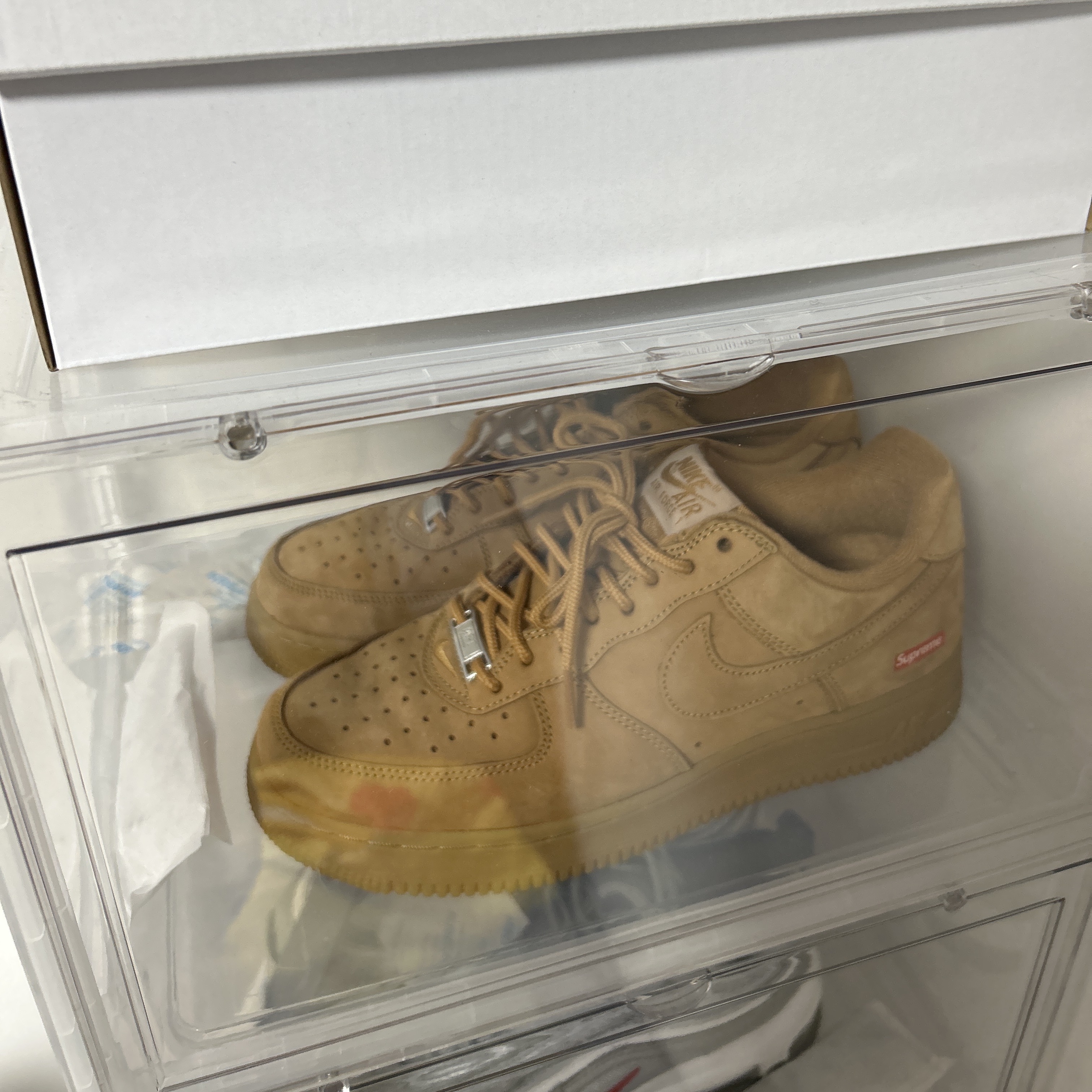 Nike x Supreme Air Force 1 Low Flax 착용 스타일