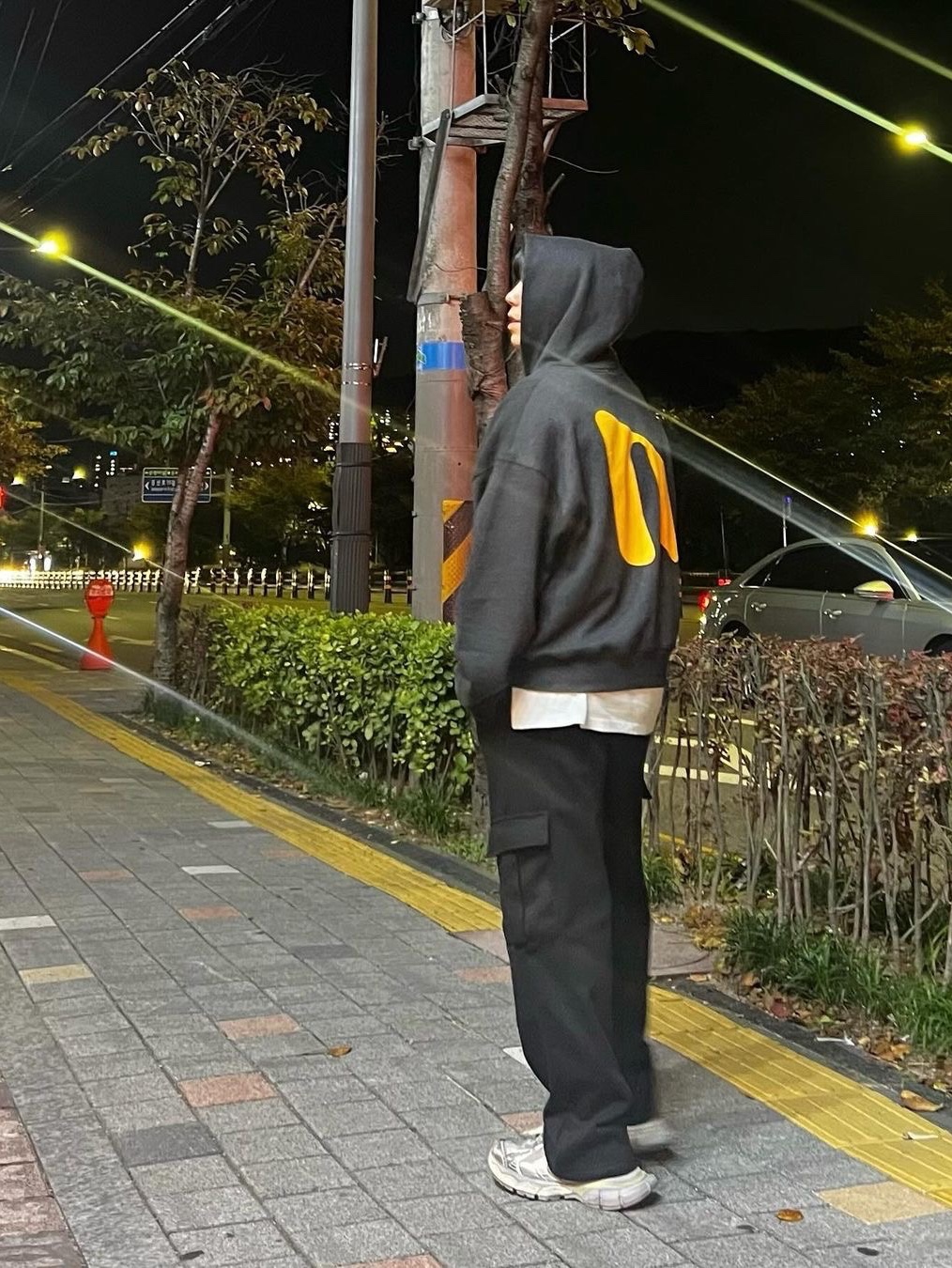 Netherworld Sporty Hoodie Smoke Gray 착용 스타일 - 2