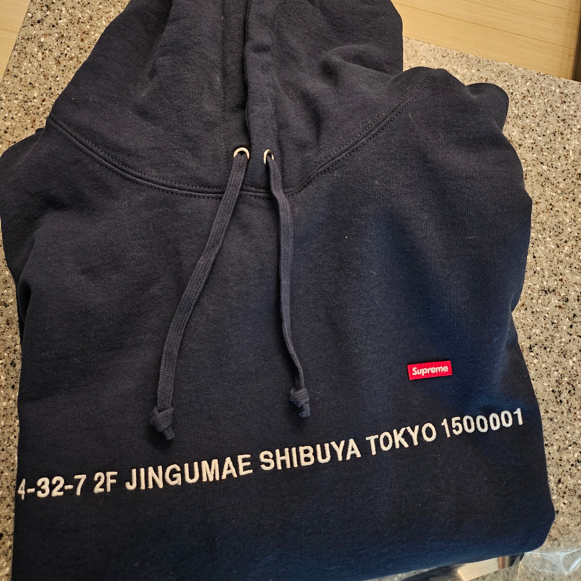 Supreme Tokyo Shop Small Box Hooded Sweatshirt Navy - 23FW 착용 스타일 - 1