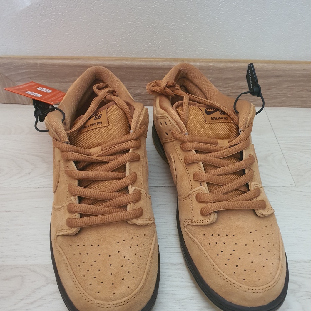 Nike SB Dunk Low Pro Wheat 2023 착용 스타일 - 5