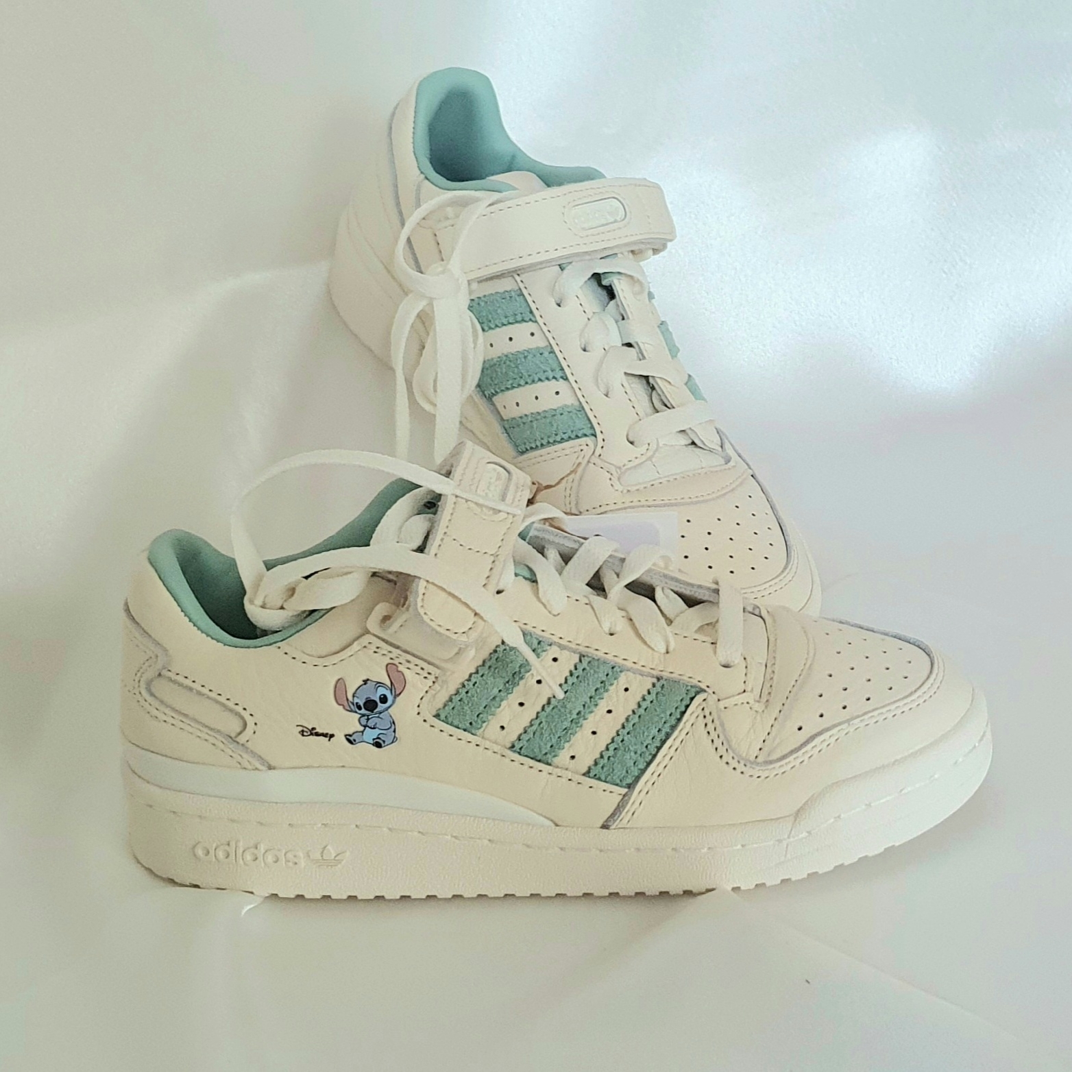 Adidas x Disney Forum Low Wonder White 착용 스타일