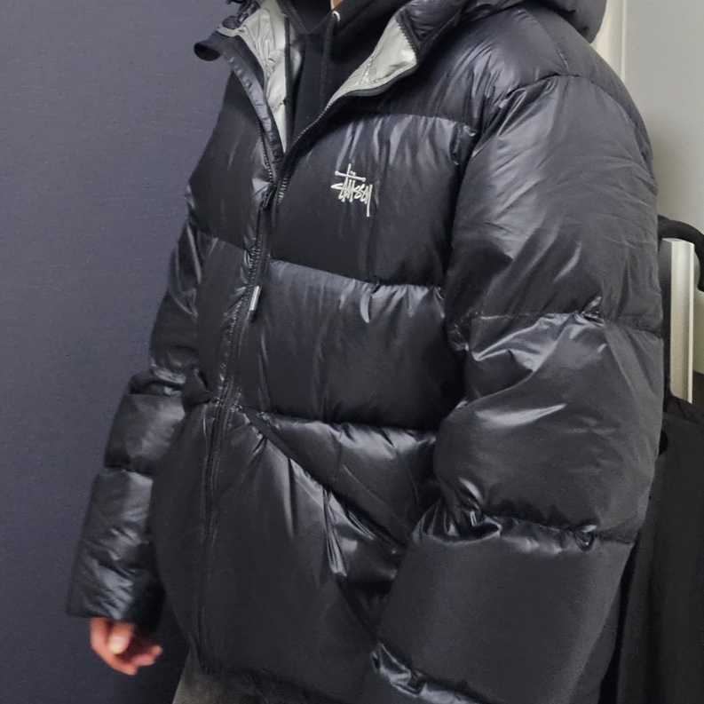 Stussy Down Parka Micro Ripstop Phantom Black 착용 스타일 - 1
