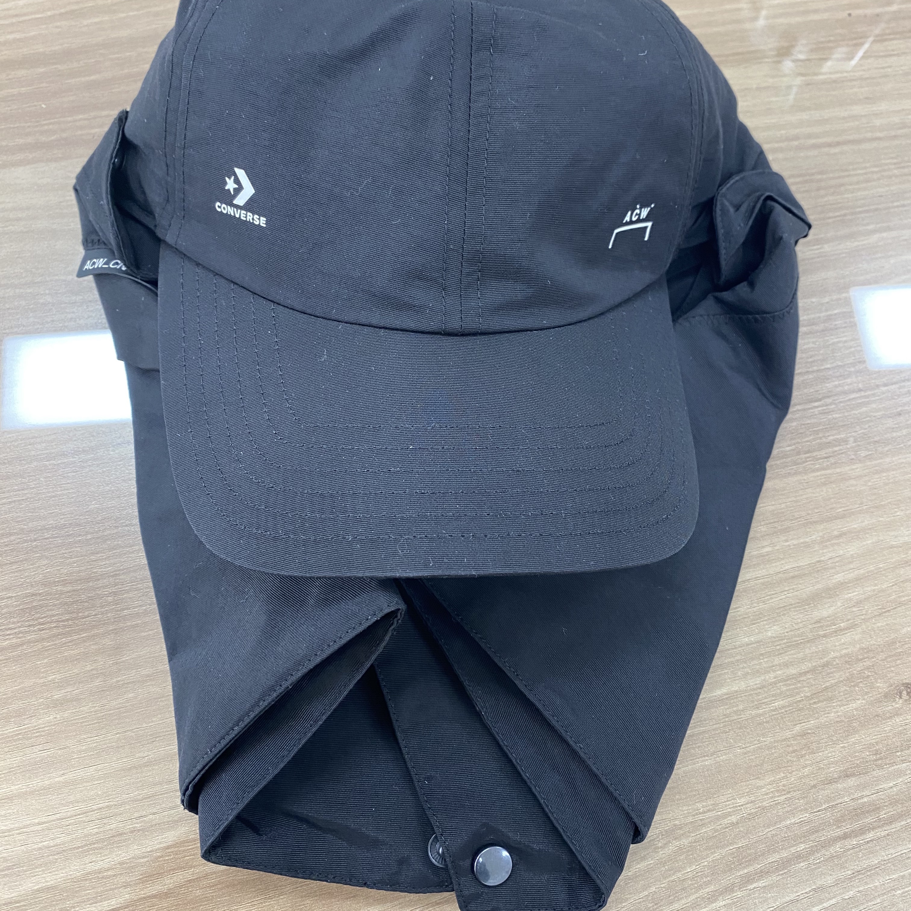 Converse x A-Cold-Wall Baseball Hat Black 착용 스타일 - 2