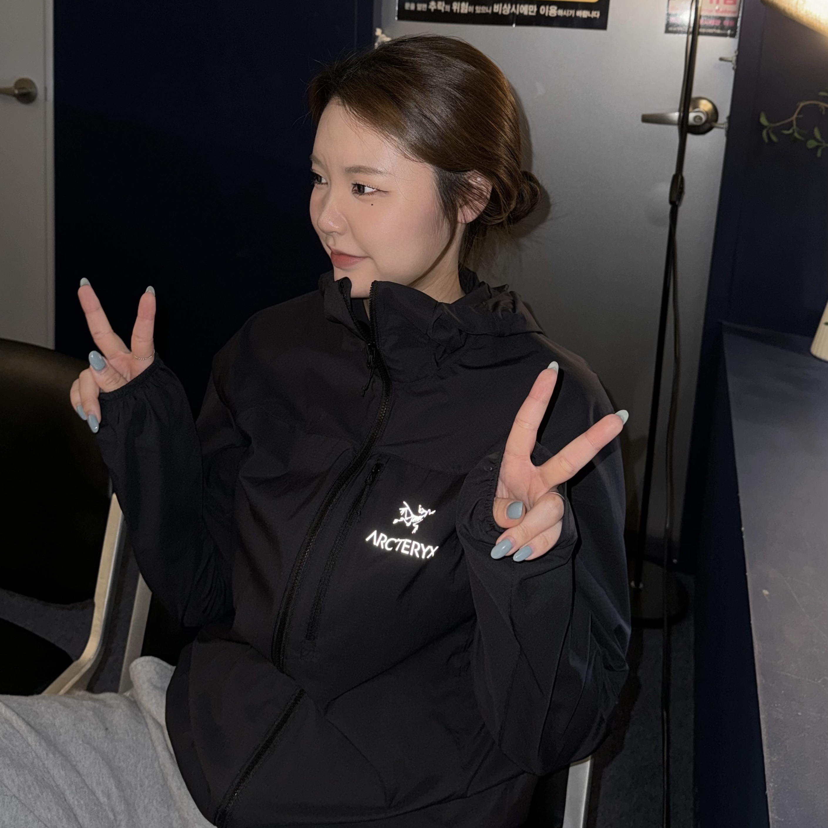 Arc'teryx Squamish Hoody Black 착용 스타일 - 1
