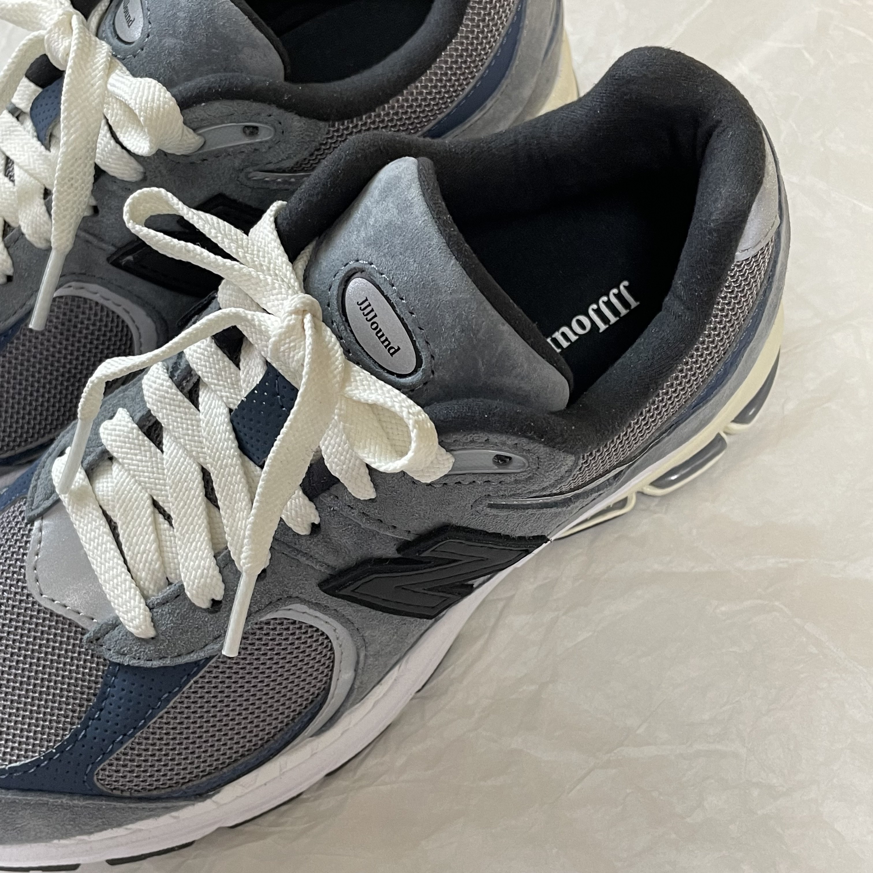 New Balance x JJJJound 2002R Storm Blue 착용 스타일