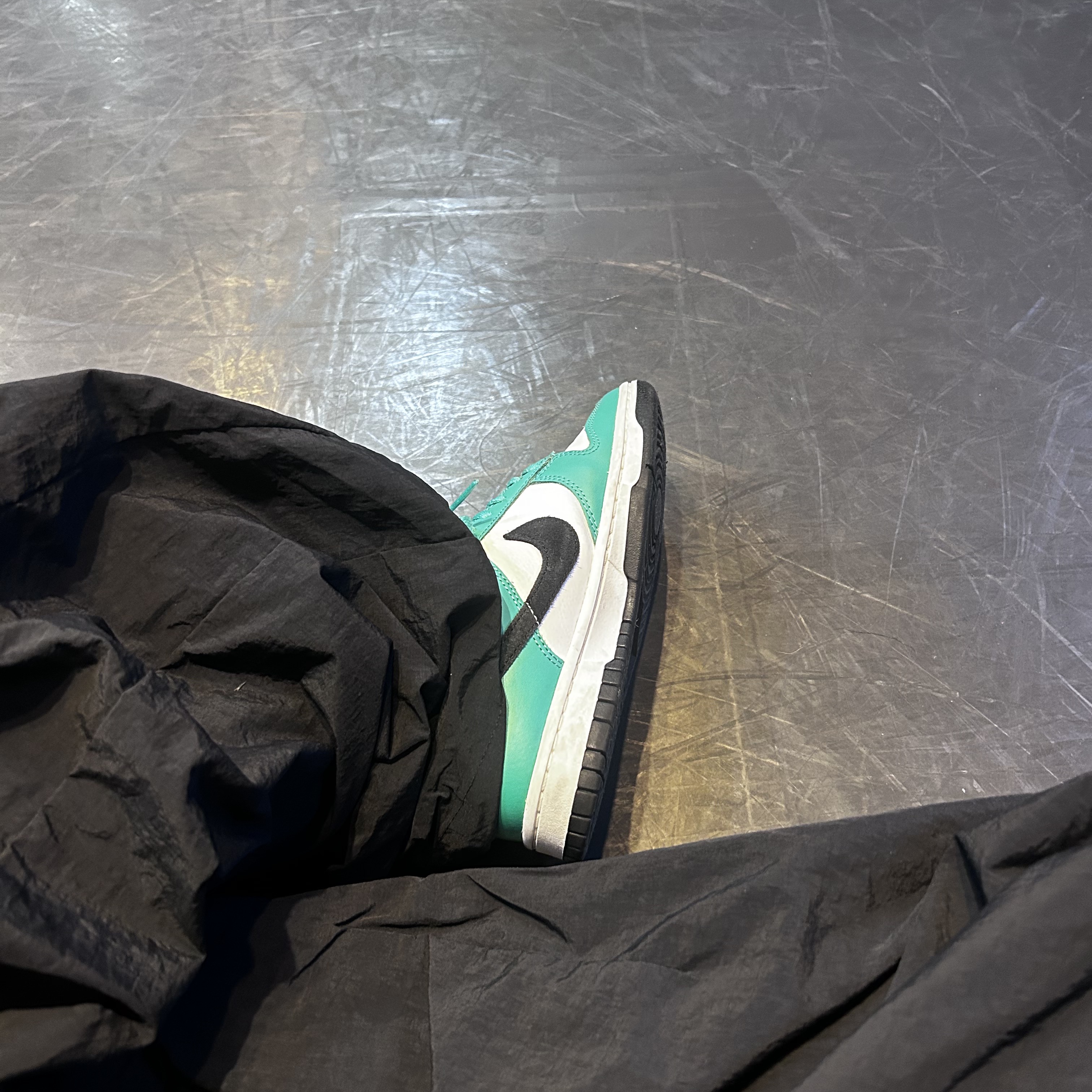 Nike Dunk Low White Green 착용 스타일