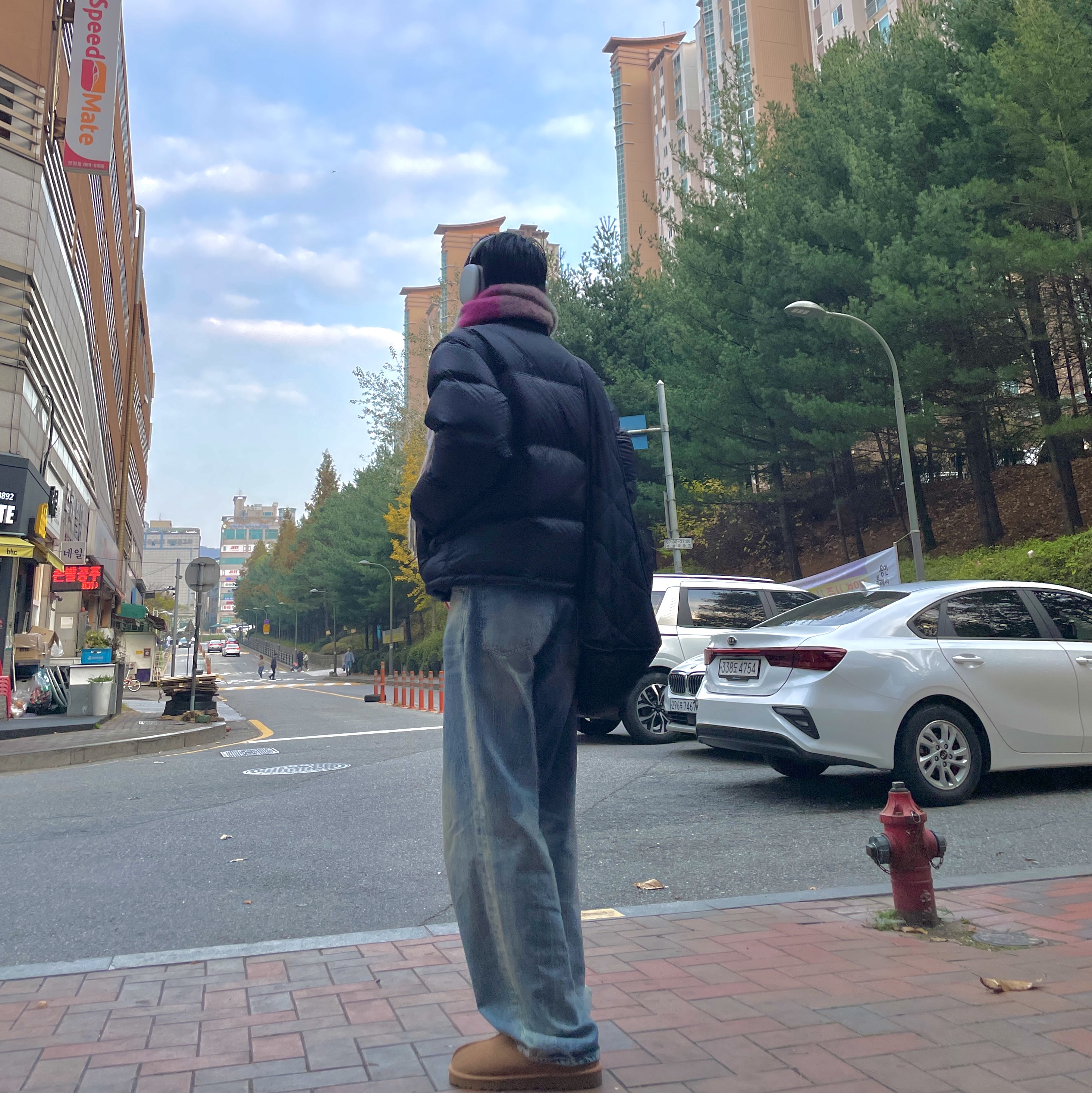 UGG Tasman Slipper Chestnut, The North Face 1996 Eco Nuptse Jacket Black 착용 스타일 - 2