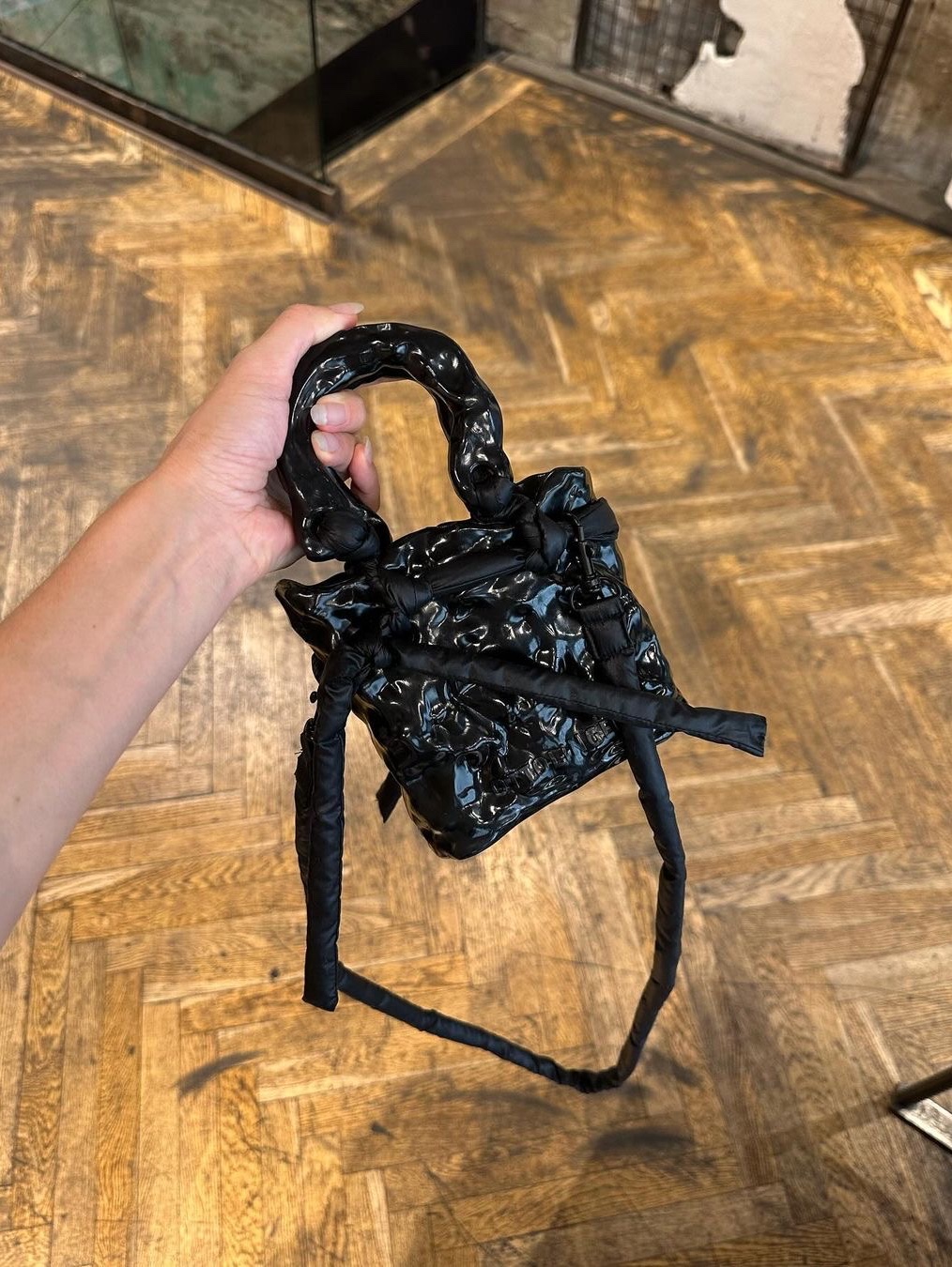 Ottolinger Signature Ceramic Bag Black, Ottolinger Signature Ceramic Bag Mauve Mist 착용 스타일