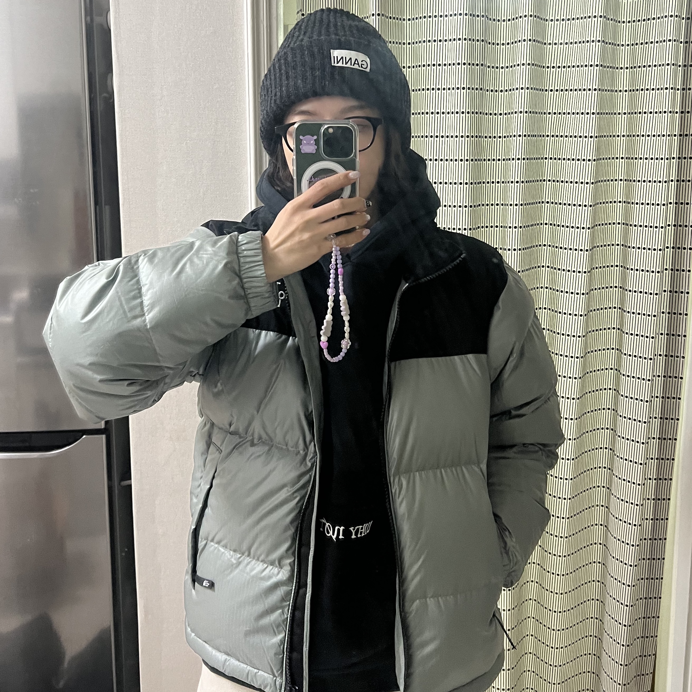 The North Face White Label Novelty Nuptse Down Jacket Avocado, Ganni Wool Beanie Black 착용 스타일