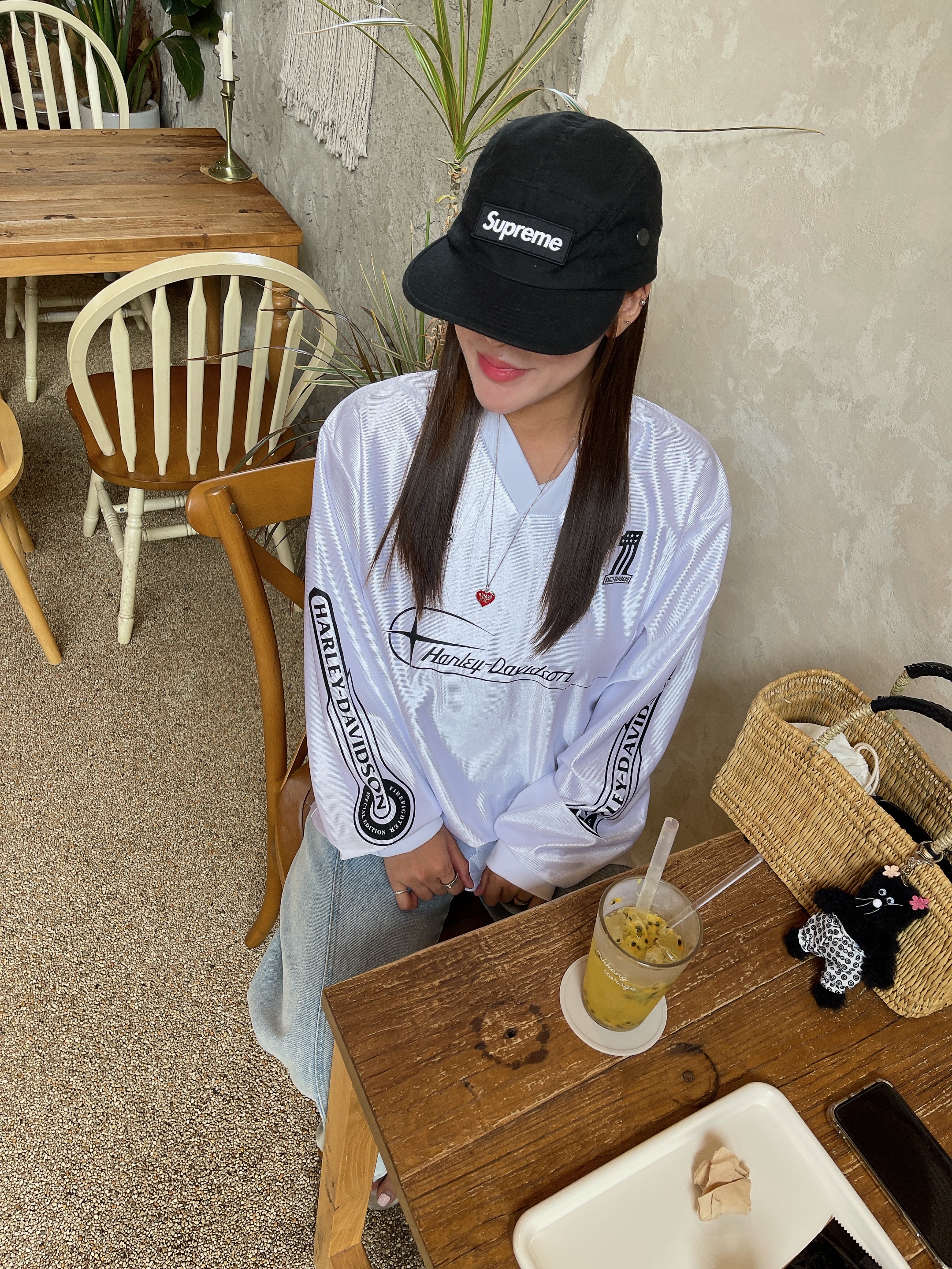 Supreme Ventile Camp Cap Black - 23SS, Human Made Heart Mini Keycharm Red 착용 스타일 - 1
