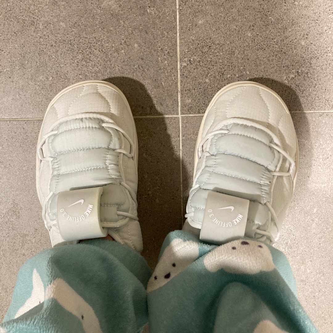 Nike Offline 3.0 Phantom White 착용 스타일