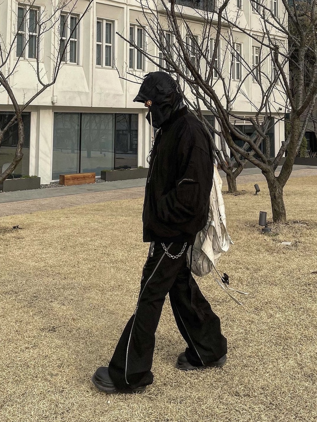 Undermycar Dtrange Dead Starange Destroyed Bomber Obsidian - 23SS, Undermycar Leachianus Multiple Tangles Double Logo Chain Down Blue - 23SS 착용 스타일 - 3