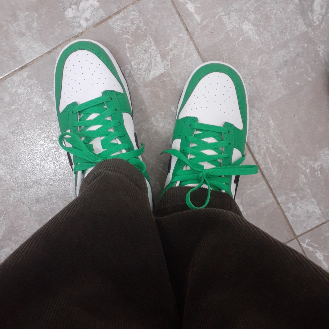 Nike Dunk Low White Green 착용 스타일