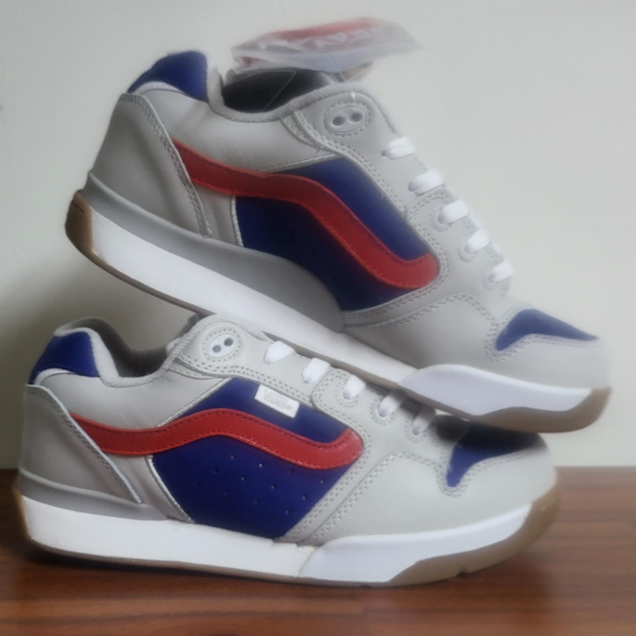 Vans Vault x Gallery Dept. Rowley XLT LX Blue Steel 착용 스타일 - 1