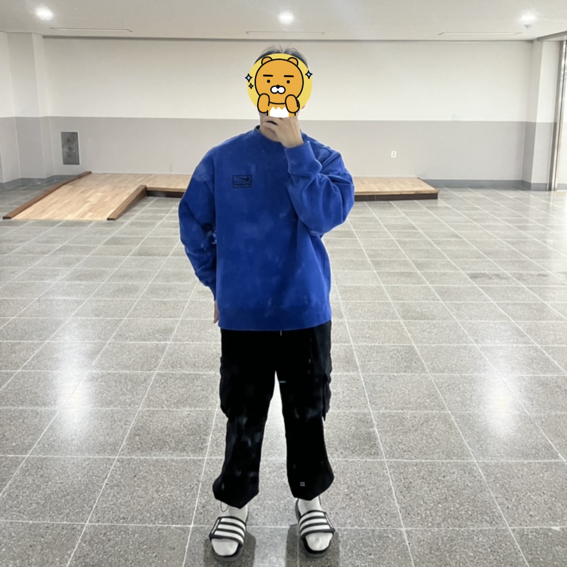 Nike x Stussy NRG Acid Washed Crewneck Game Royal (DR4024-480) 착용 스타일 - 2