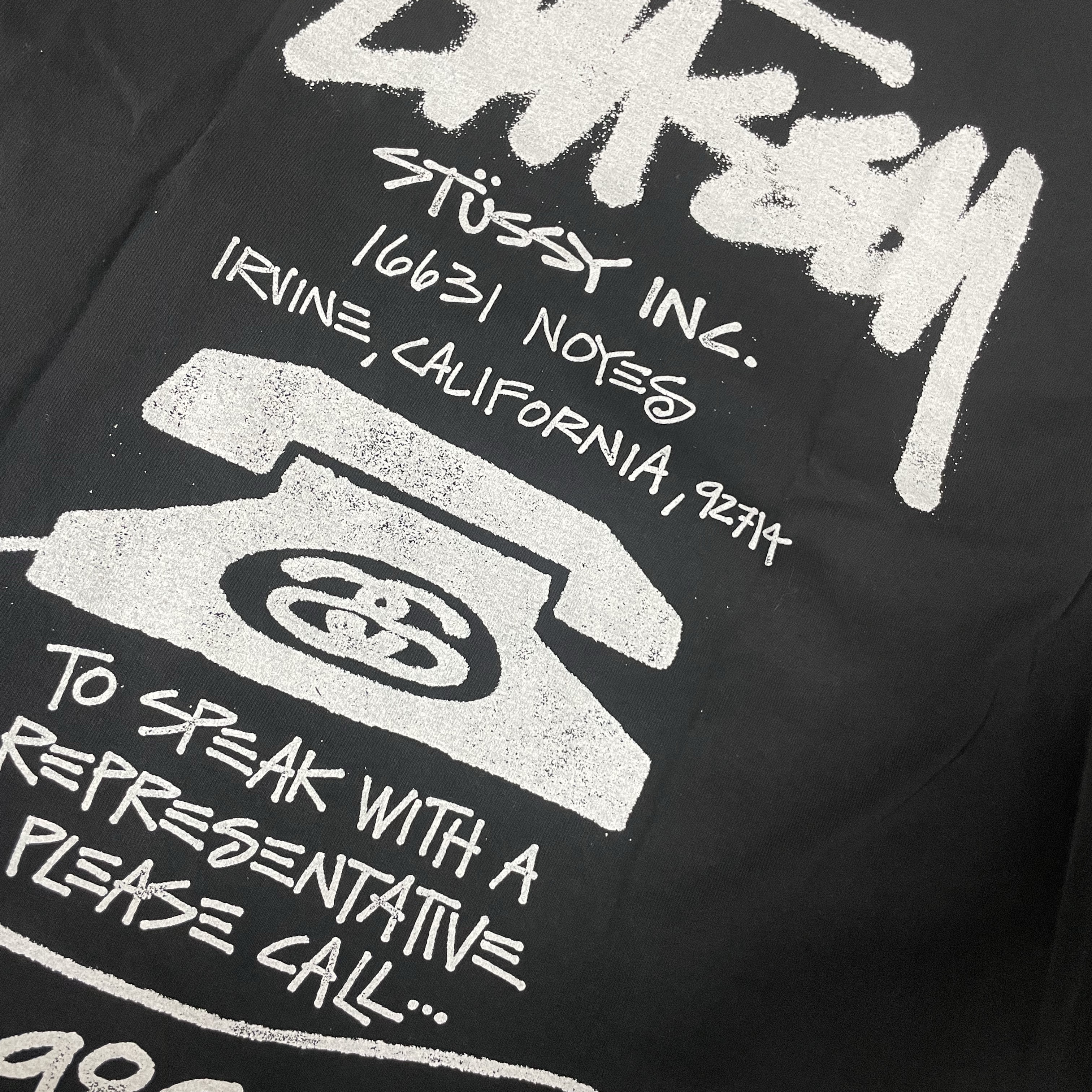 Stussy Old Phone Pigment Dyed T-Shirt Black 착용 스타일 - 2