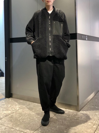 Uniqlo x White Mountaineering WPJ Fleece OverSized Long Sleeve Jacket  Black 착용 스타일