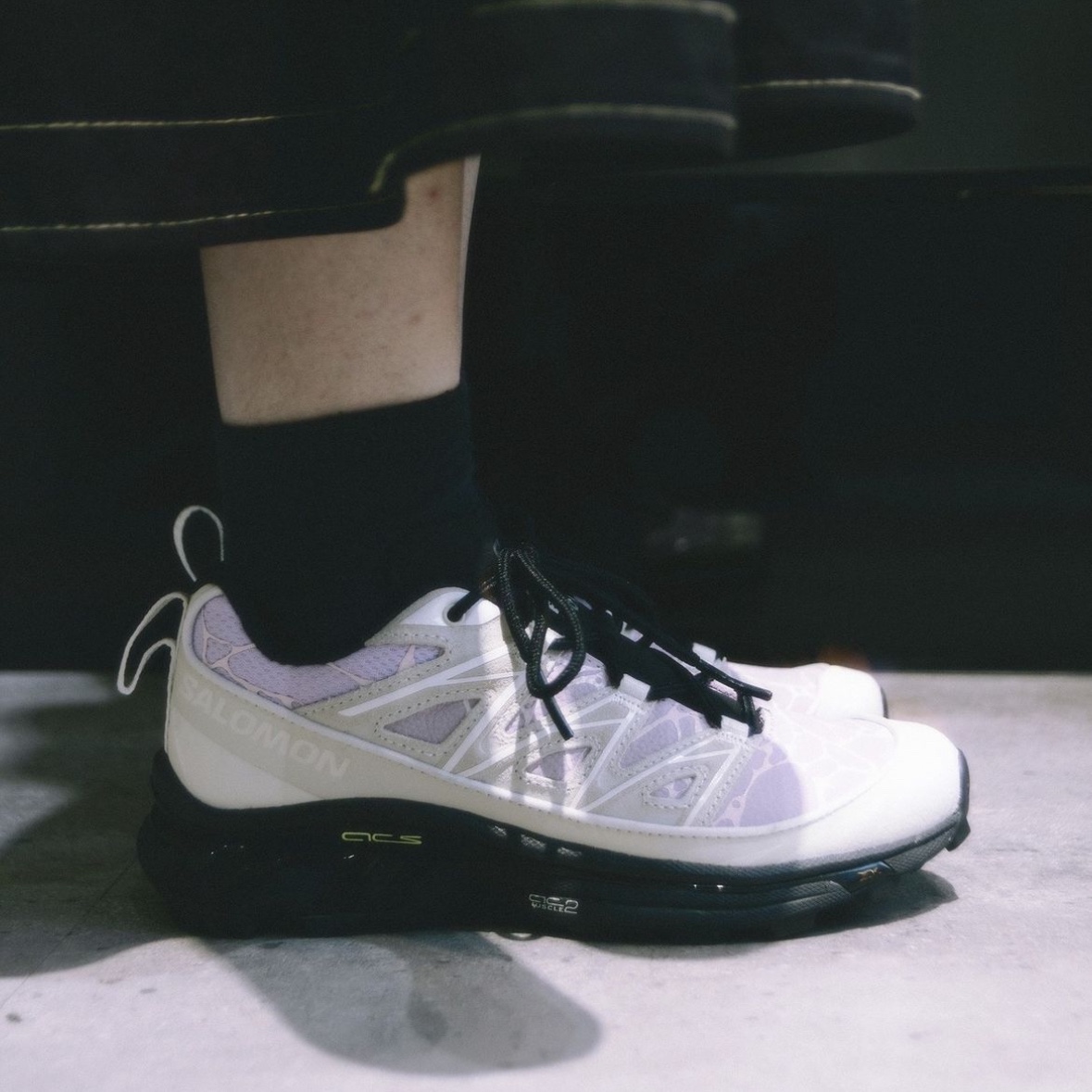 Salomon x Bone Soda XT-6 Expanse LTR Vanilla Ice Black 착용 스타일 - 1