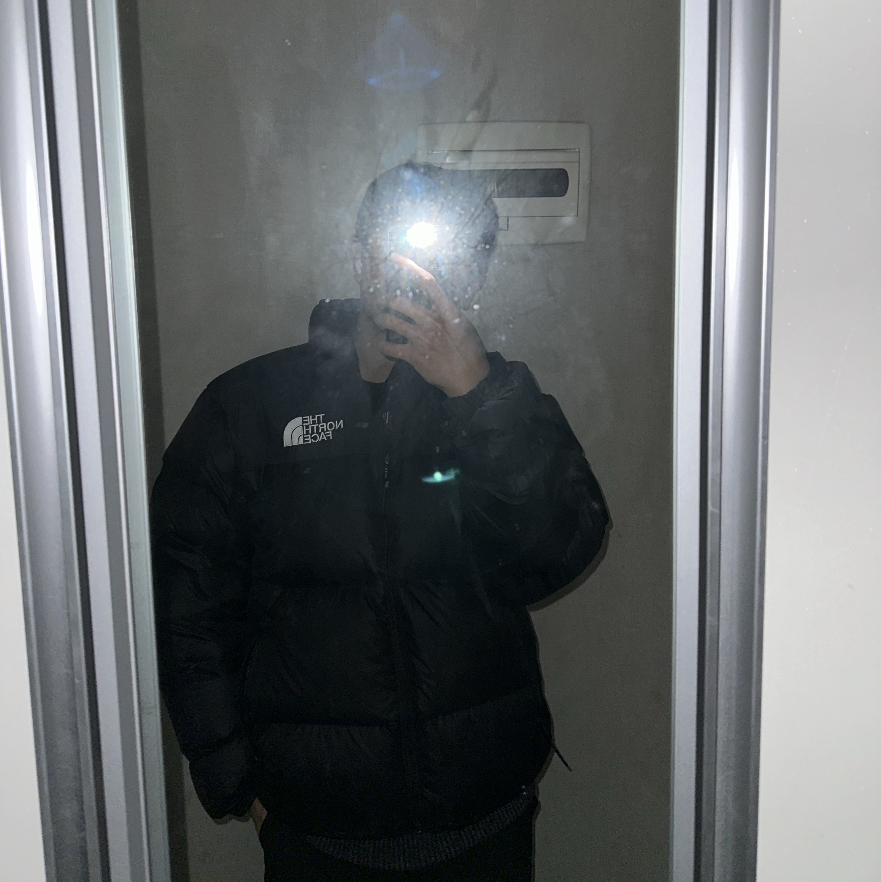 The North Face 1996 Eco Nuptse Jacket Black 착용 스타일