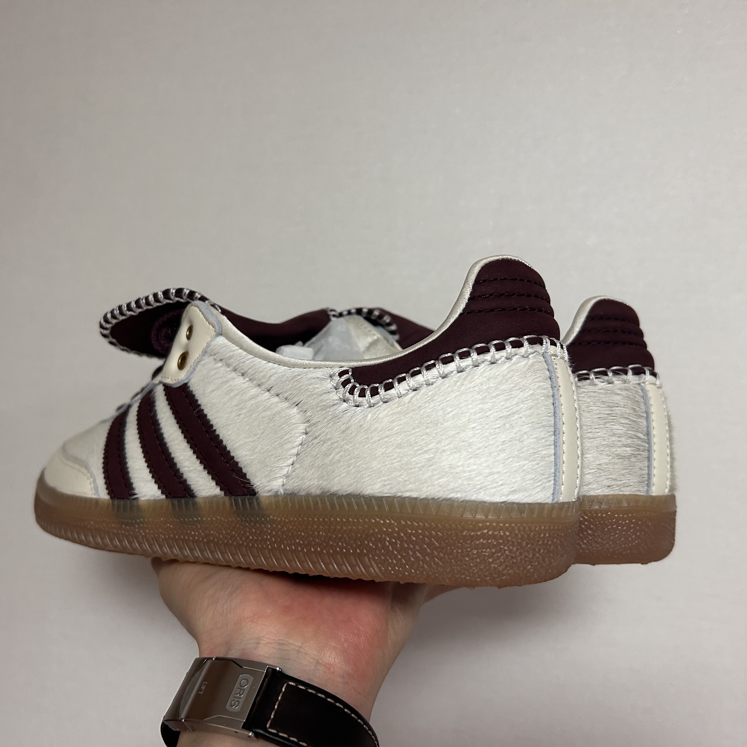 Adidas x Wales Bonner Pony Tonal Samba Cream White Mystery Brown 착용 스타일 - 3