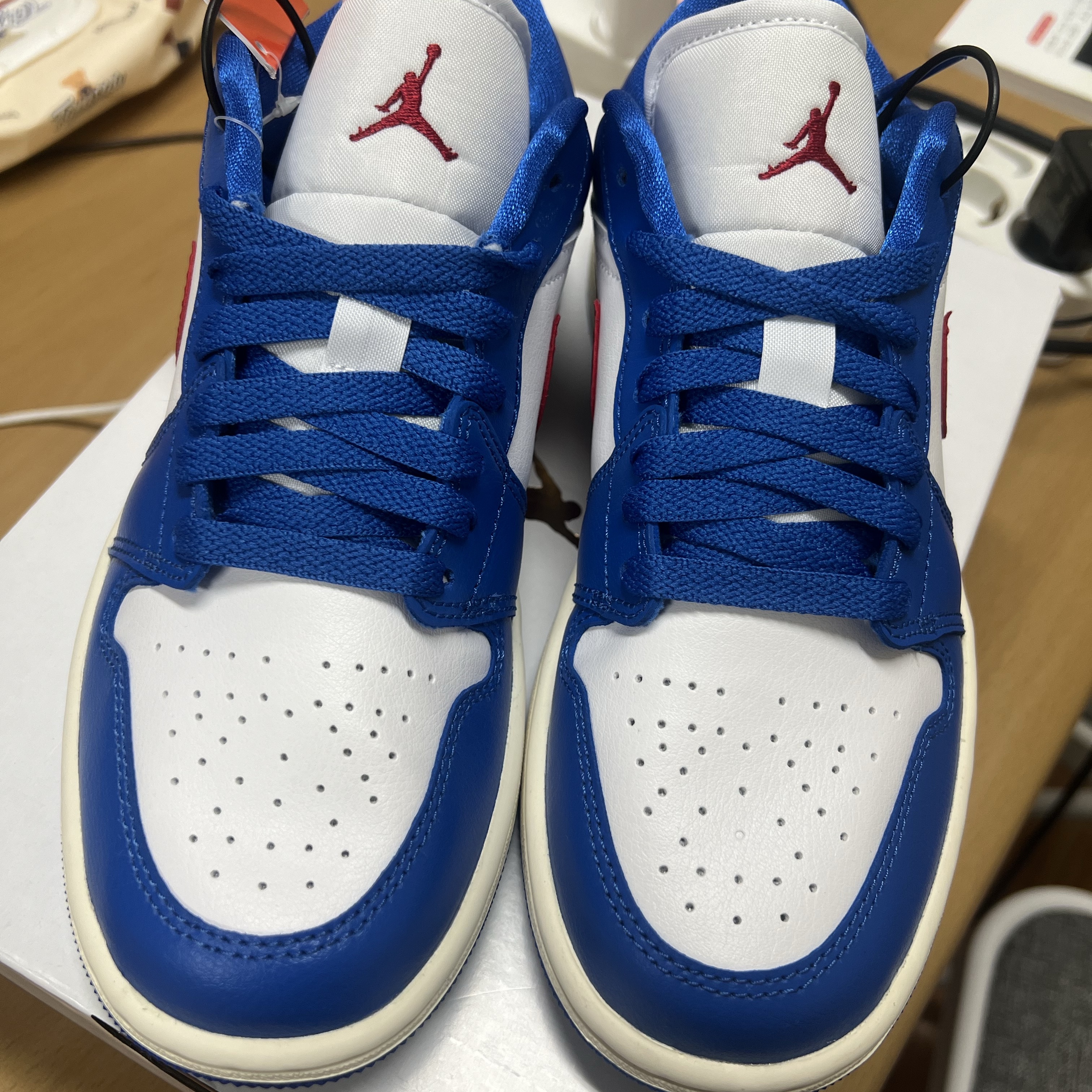 (W) Jordan 1 Low Sport Blue Gym Red 착용 스타일