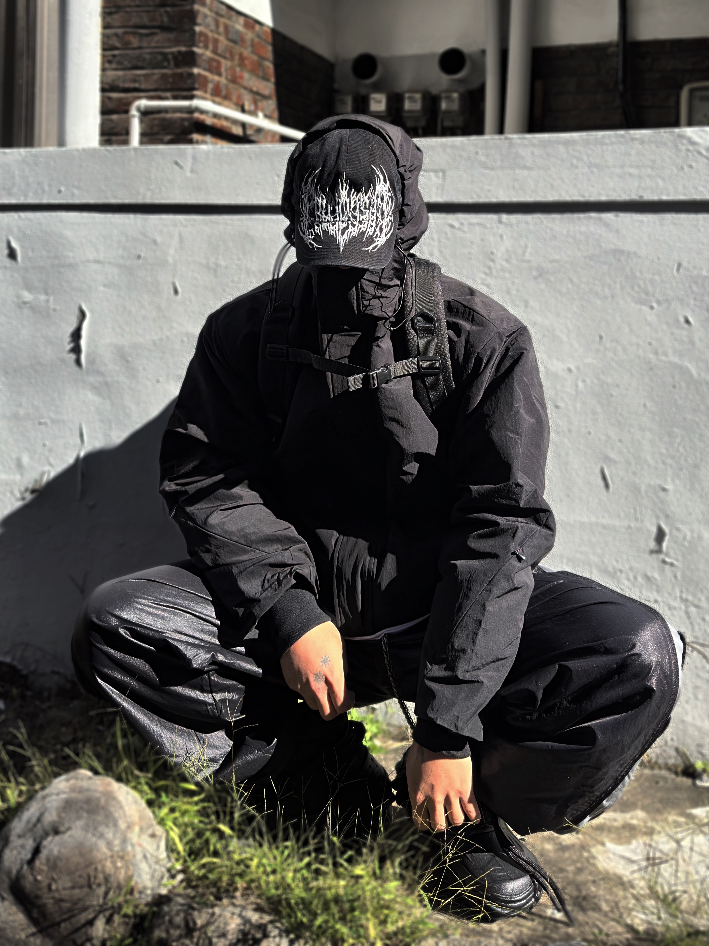 Project G/R Metalic Logo Cap Black 착용 스타일 - 1