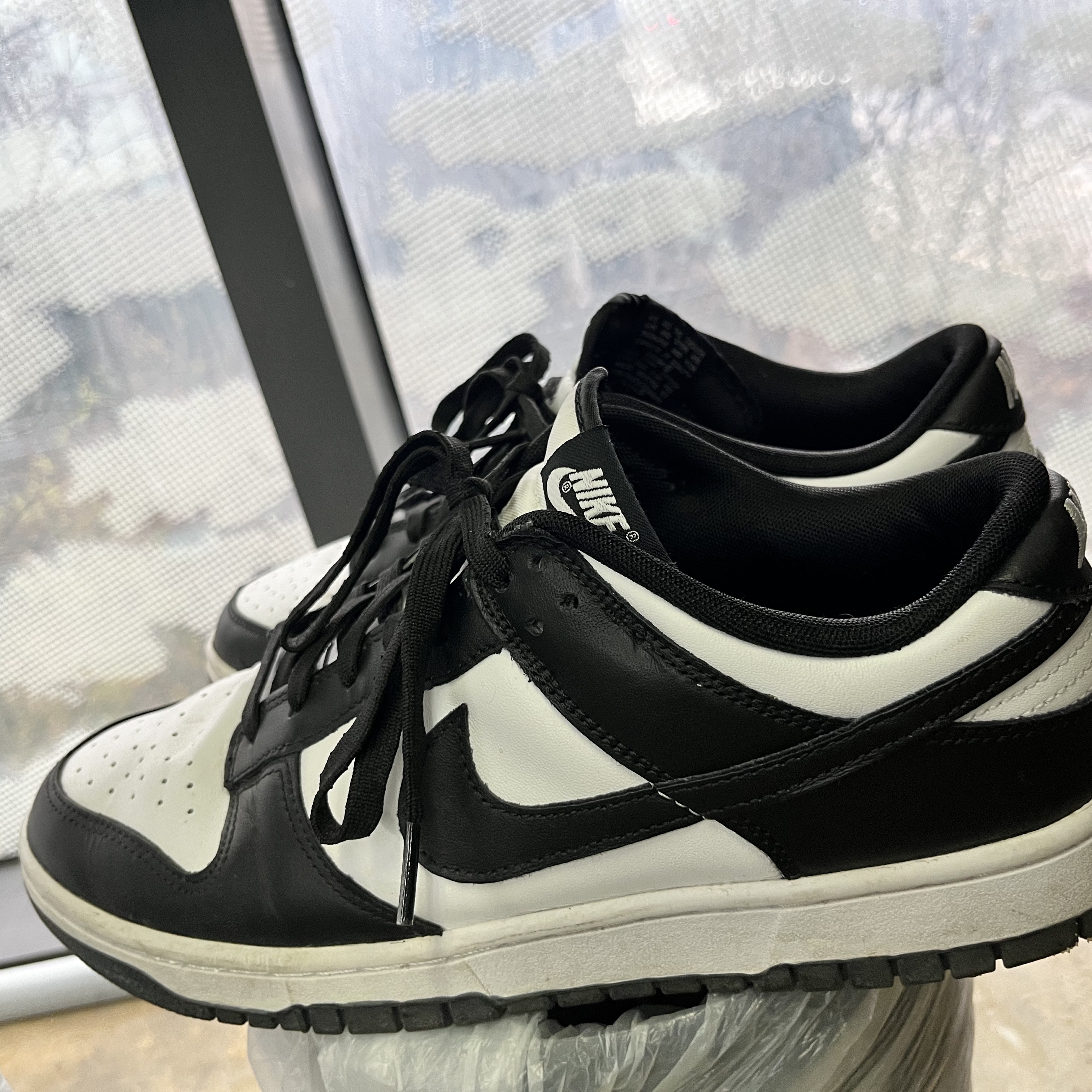 Nike Dunk Low Retro Black 착용 스타일