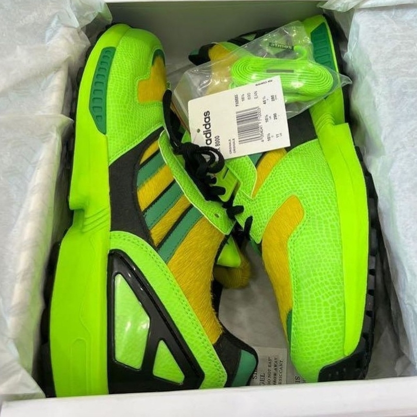 Adidas x Atmos ZX 8000 G-SNK 3 Green Core Black 착용 스타일