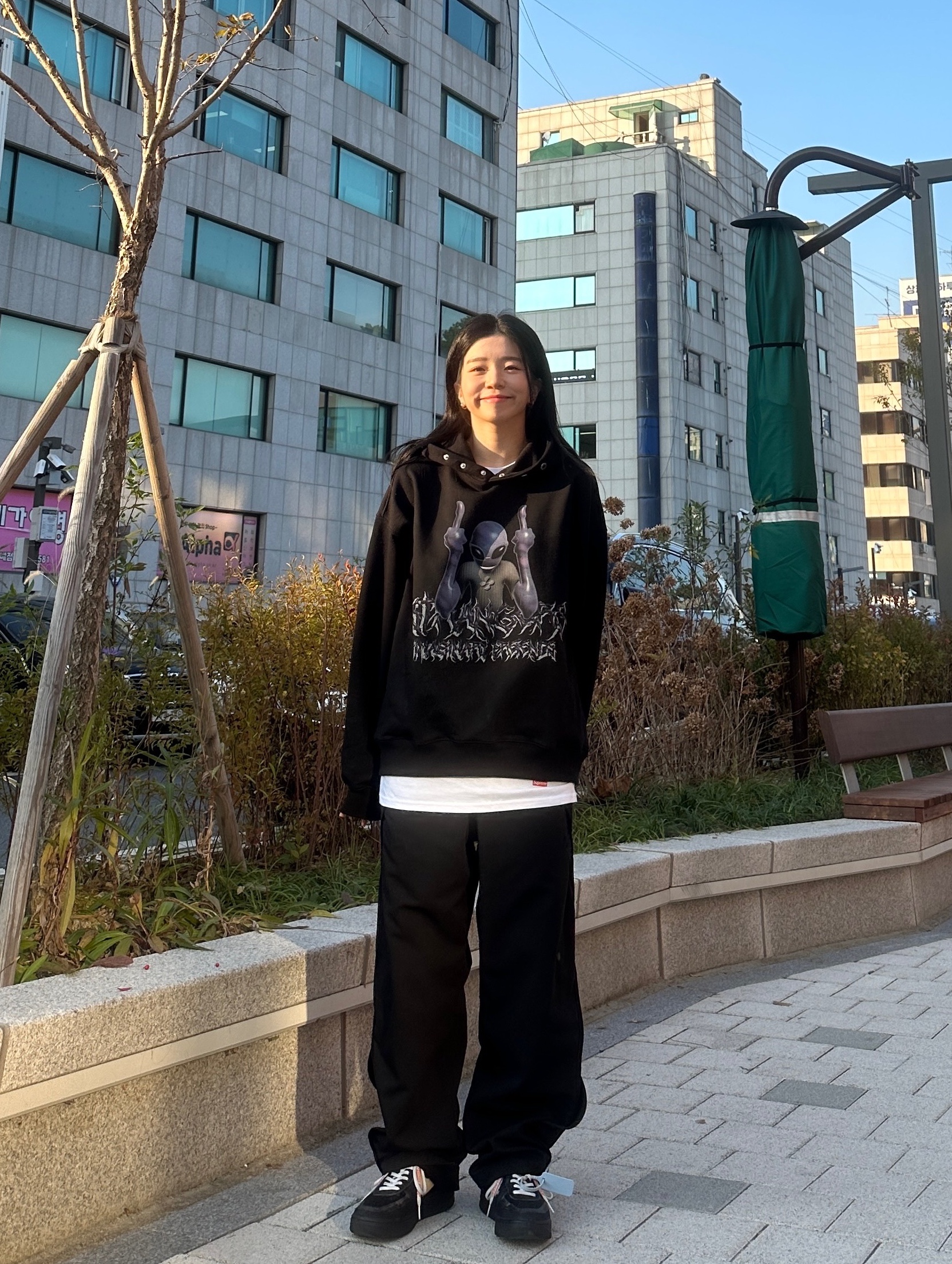 Sansan Gear Wave Pants Black - 22FW, Nike x Off-White Air Force 1 Low Black White 착용 스타일 - 2