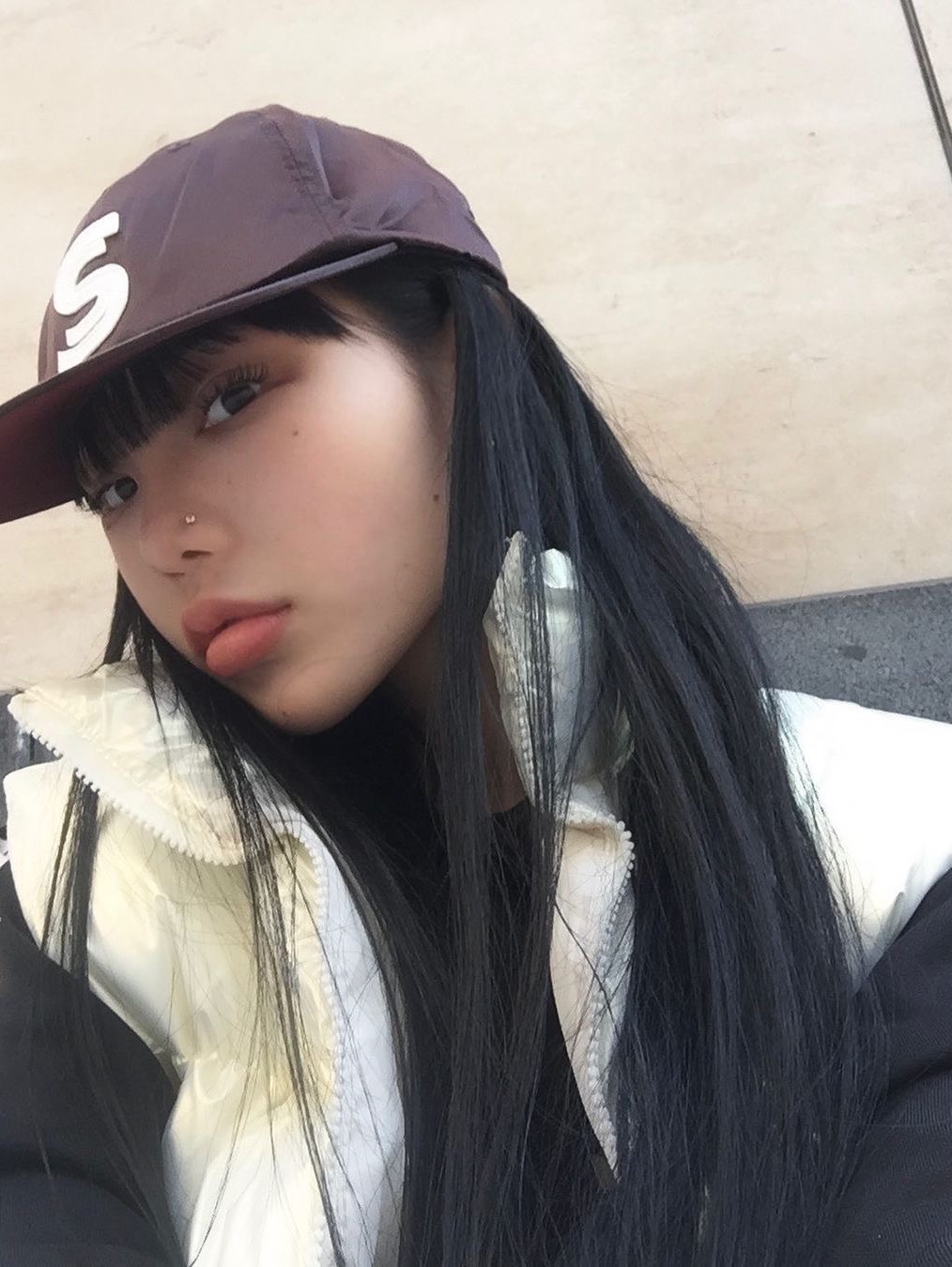 [KREAM 단독] Safarispot Emblem Patch Cap Black 착용 스타일