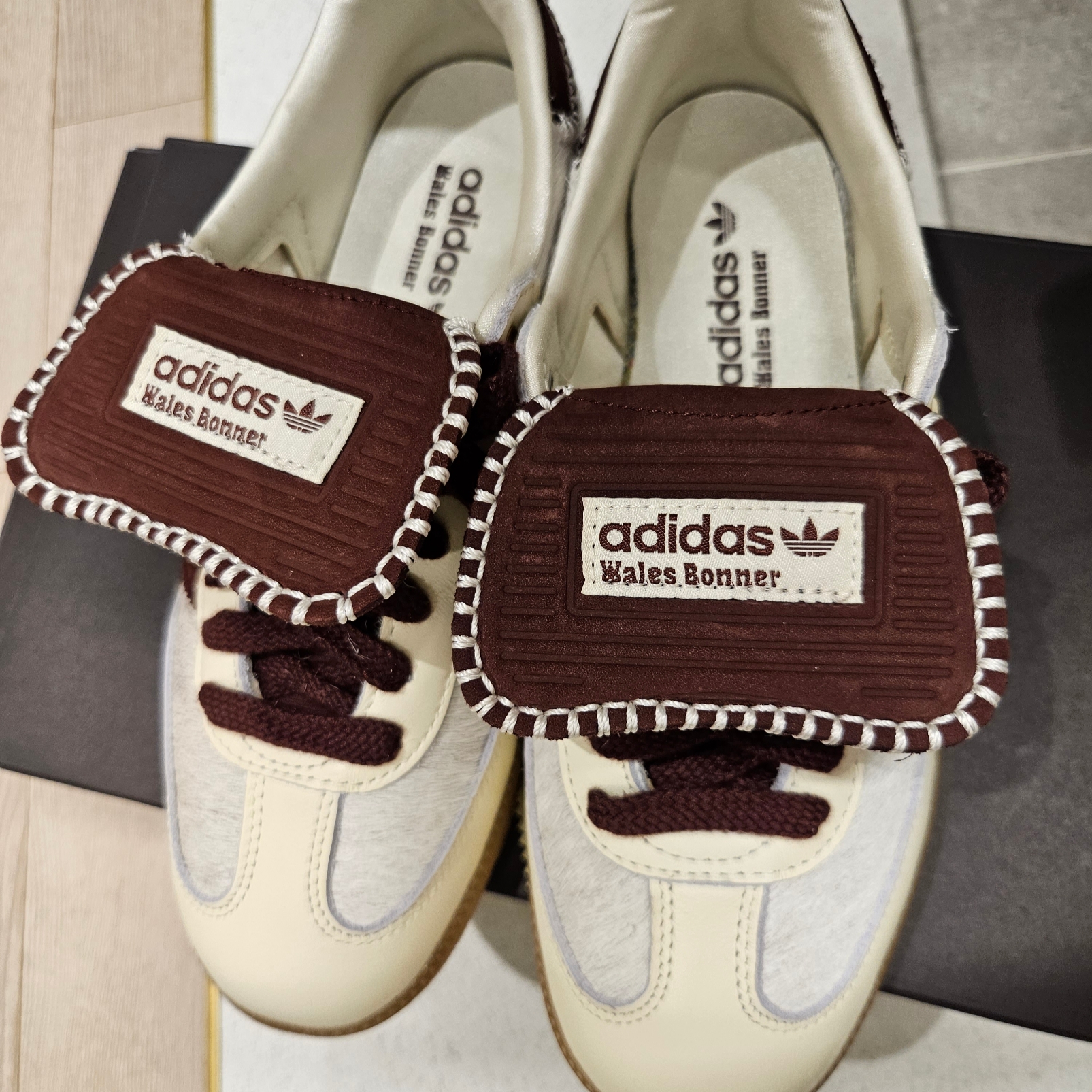 Adidas x Wales Bonner Pony Tonal Samba Cream White Mystery Brown 착용 스타일 - 1