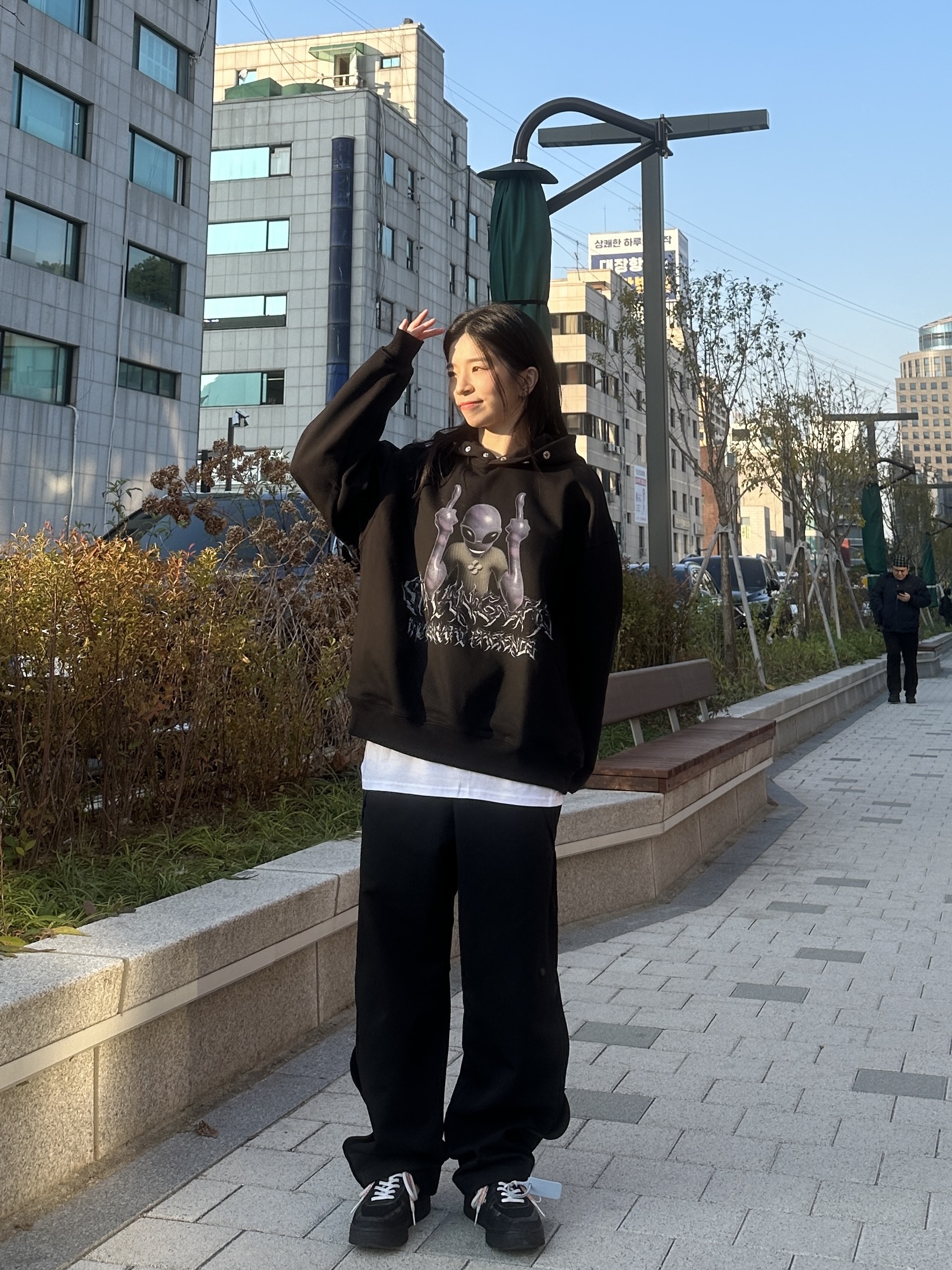 Sansan Gear Wave Pants Black - 22FW, Nike x Off-White Air Force 1 Low Black White 착용 스타일 - 1