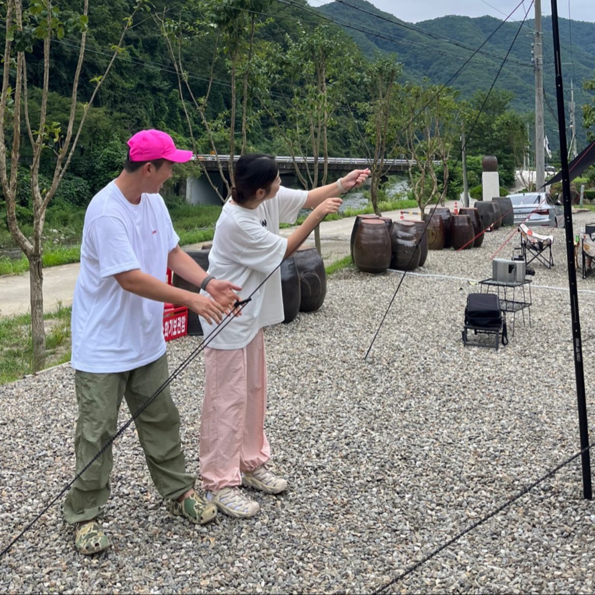 Supreme Small Box T-Shirt White 착용 스타일