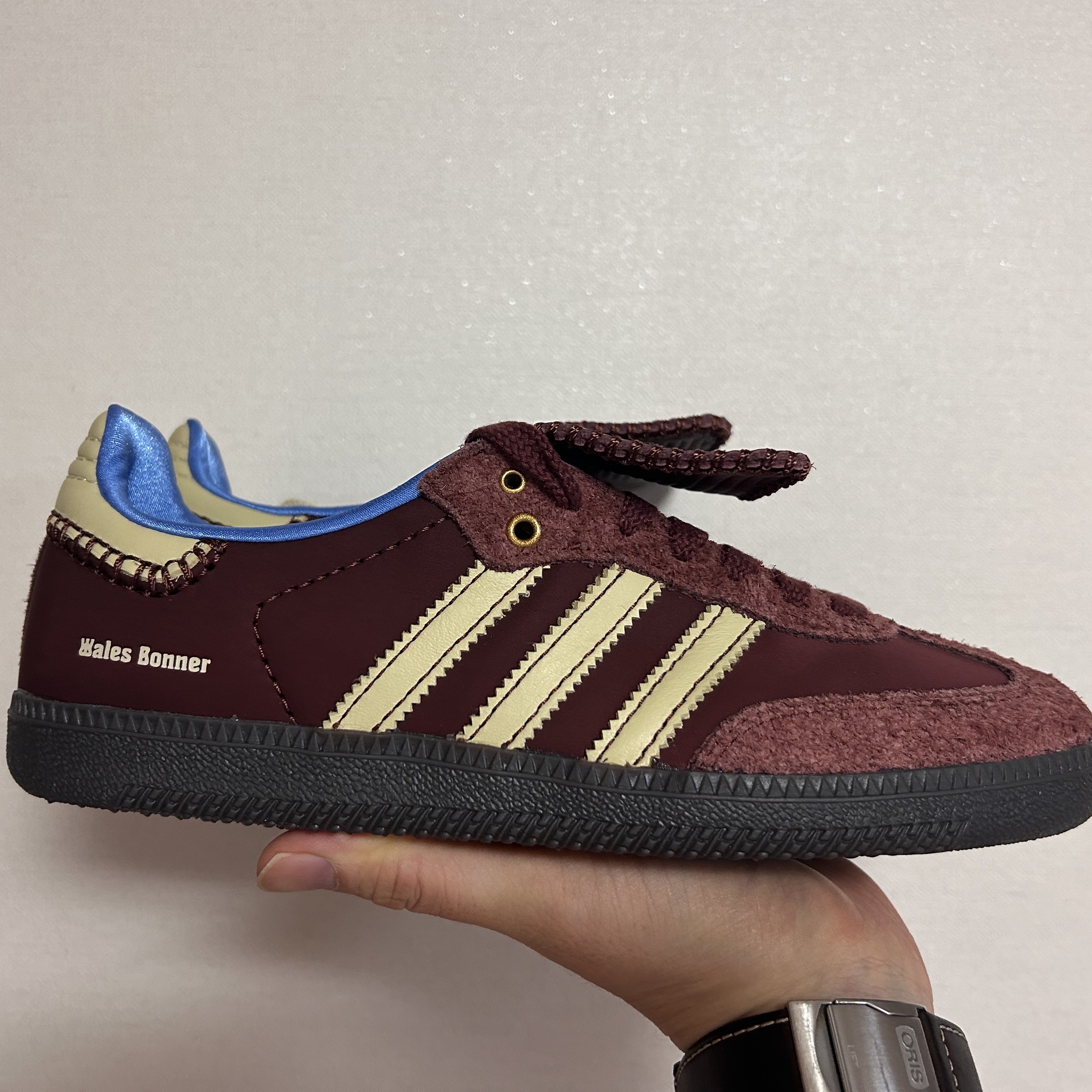 Adidas x Wales Bonner Nylon Samba Fox Brown Sandy Beige 착용 스타일 - 1