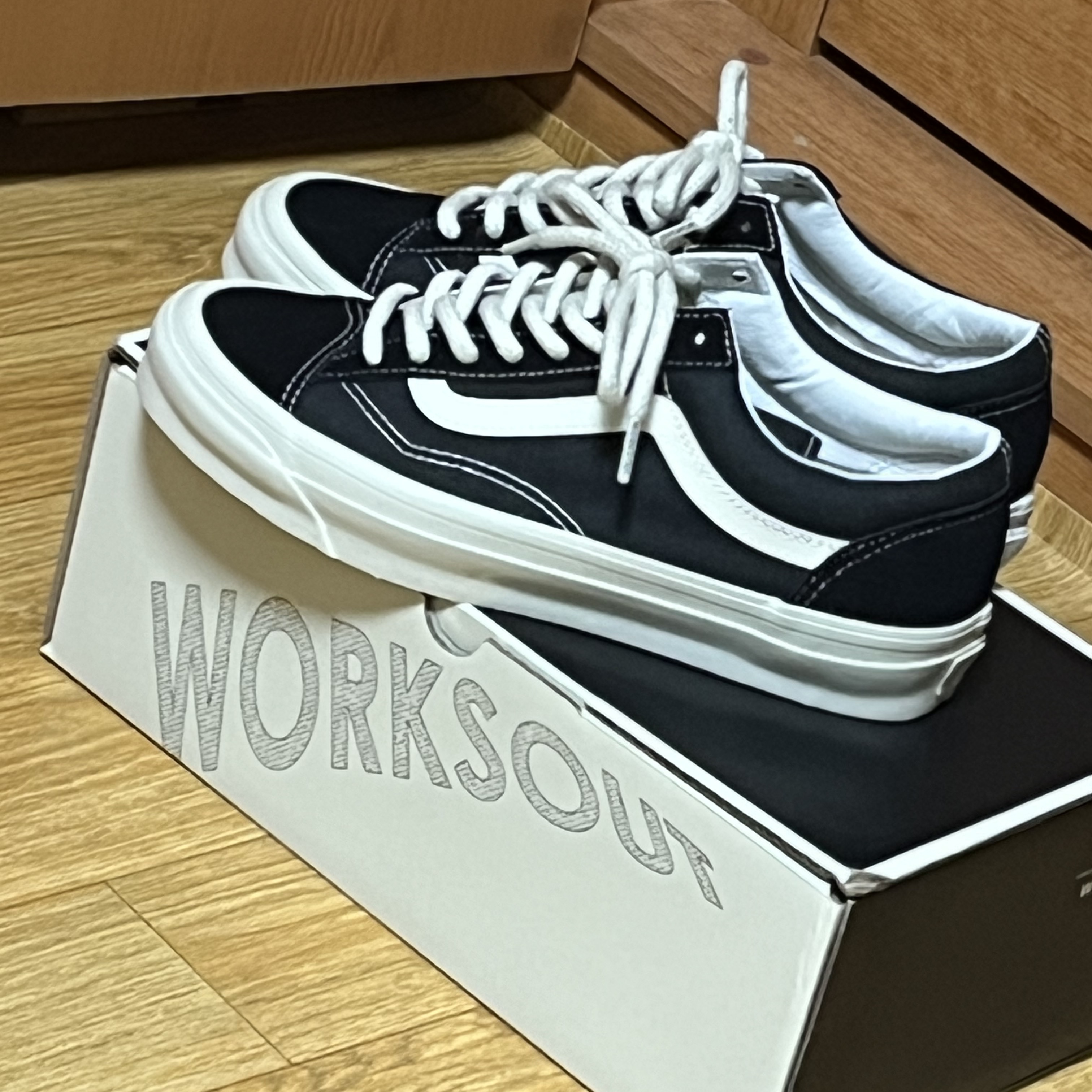 Vans Vault x Worksout OG Style 36 LX Black White Aspa 착용 스타일