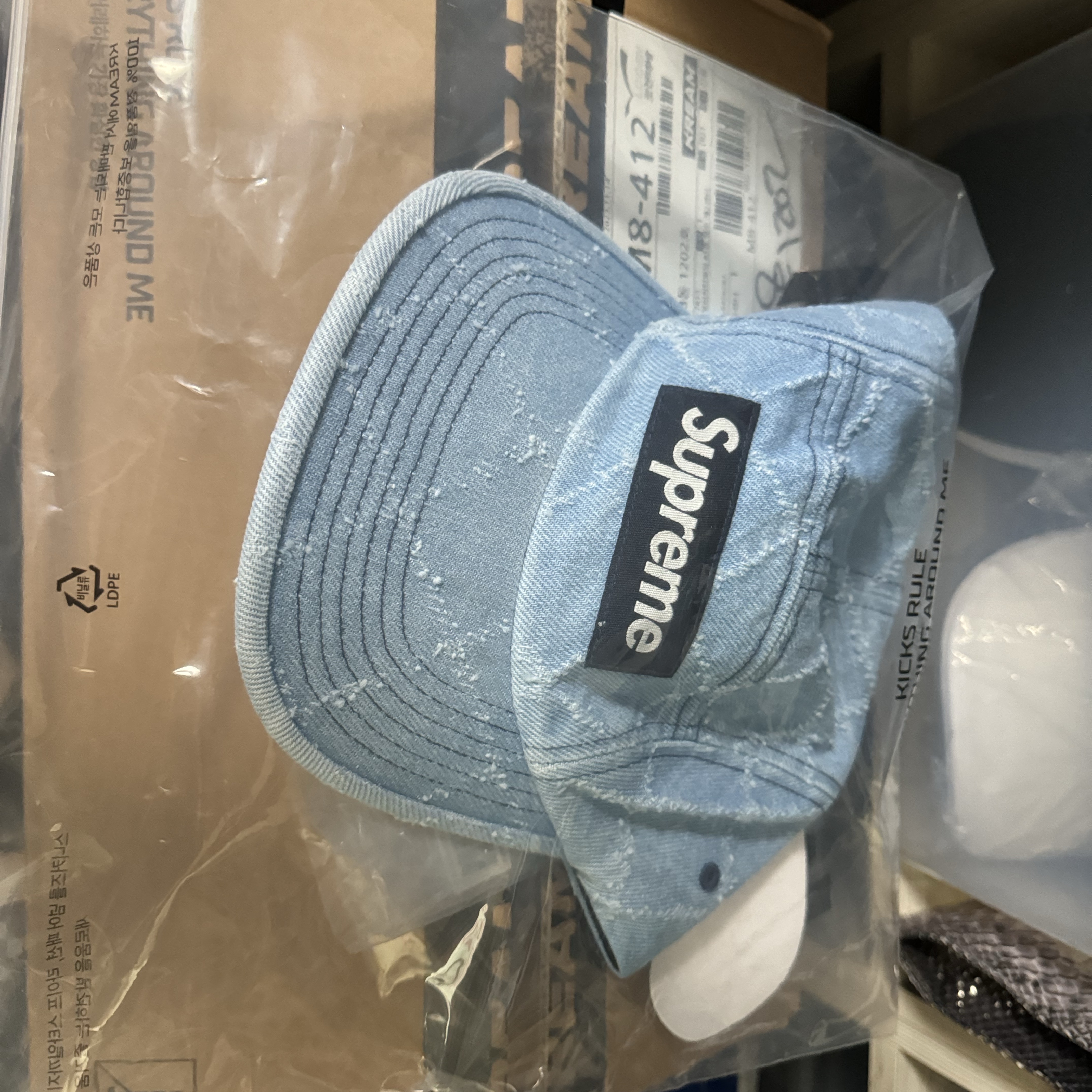 Supreme Punched Denim Camp Cap Washed Indigo - 23FW 착용 스타일