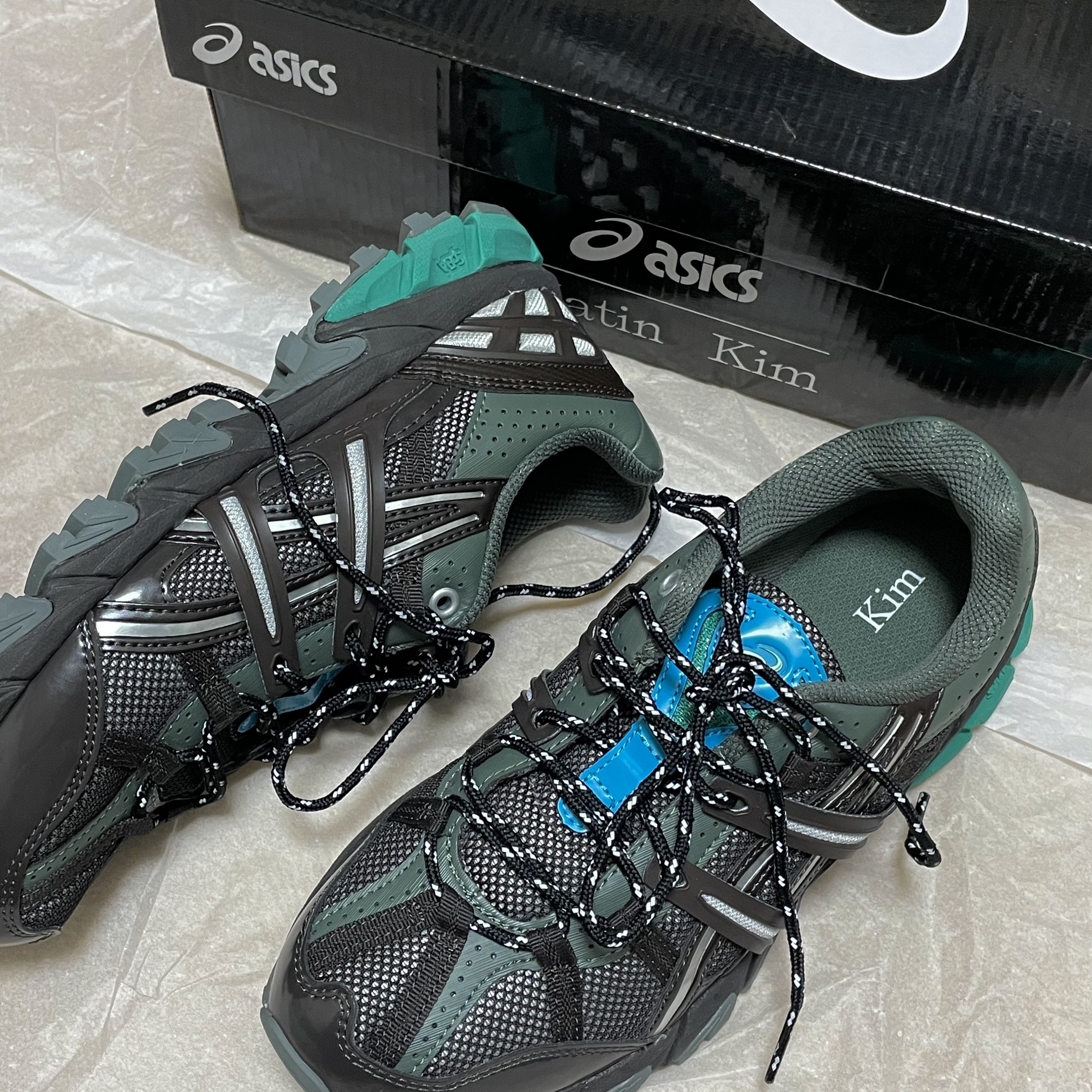 (W) Asics x Matin Kim Gel-Sonoma 15-50 Black Pure Silver 착용 스타일 - 1