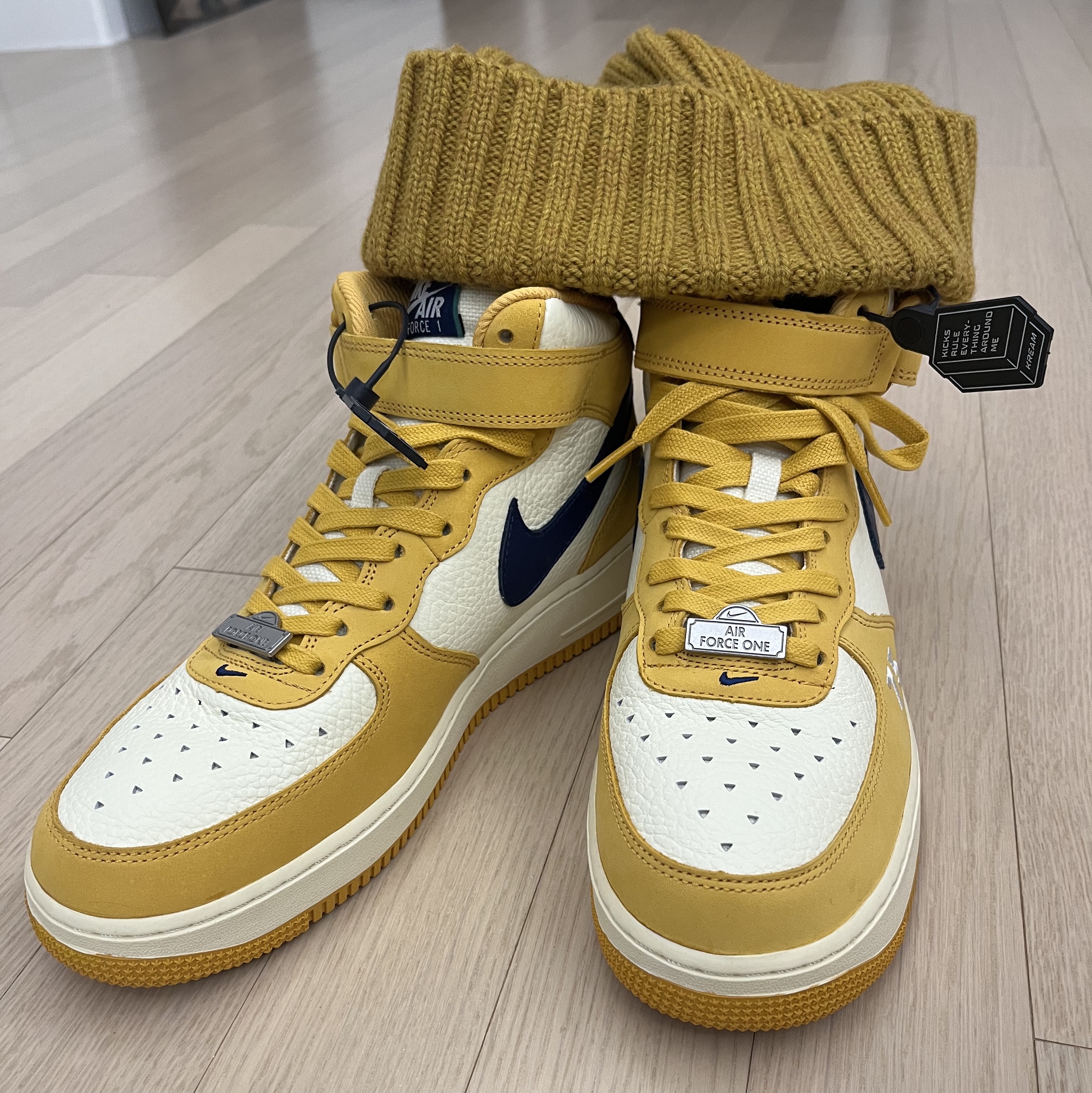 Nike Air Force 1 Mid Paris 착용 스타일 - 1
