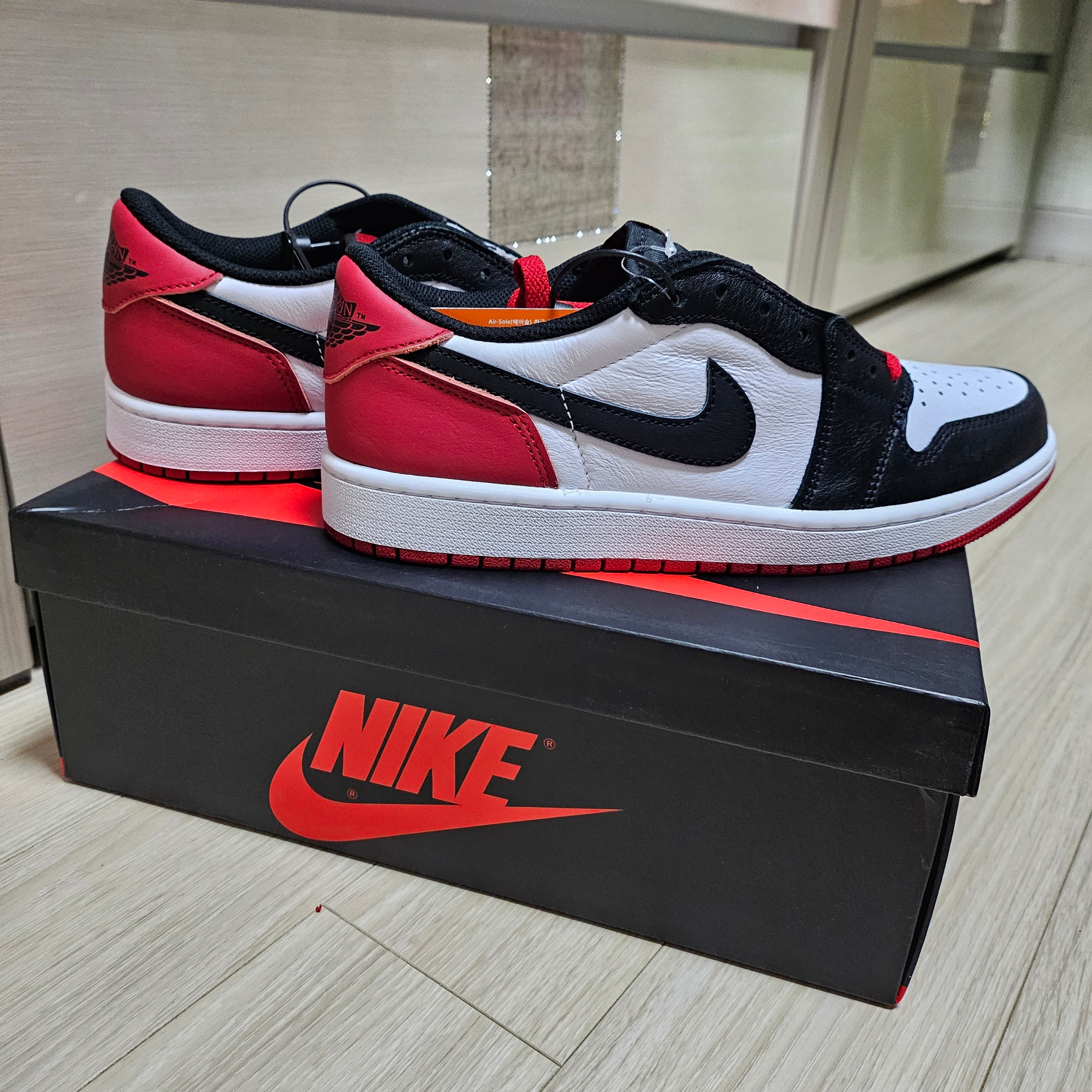 Jordan 1 Retro Low OG Black Toe 착용 스타일