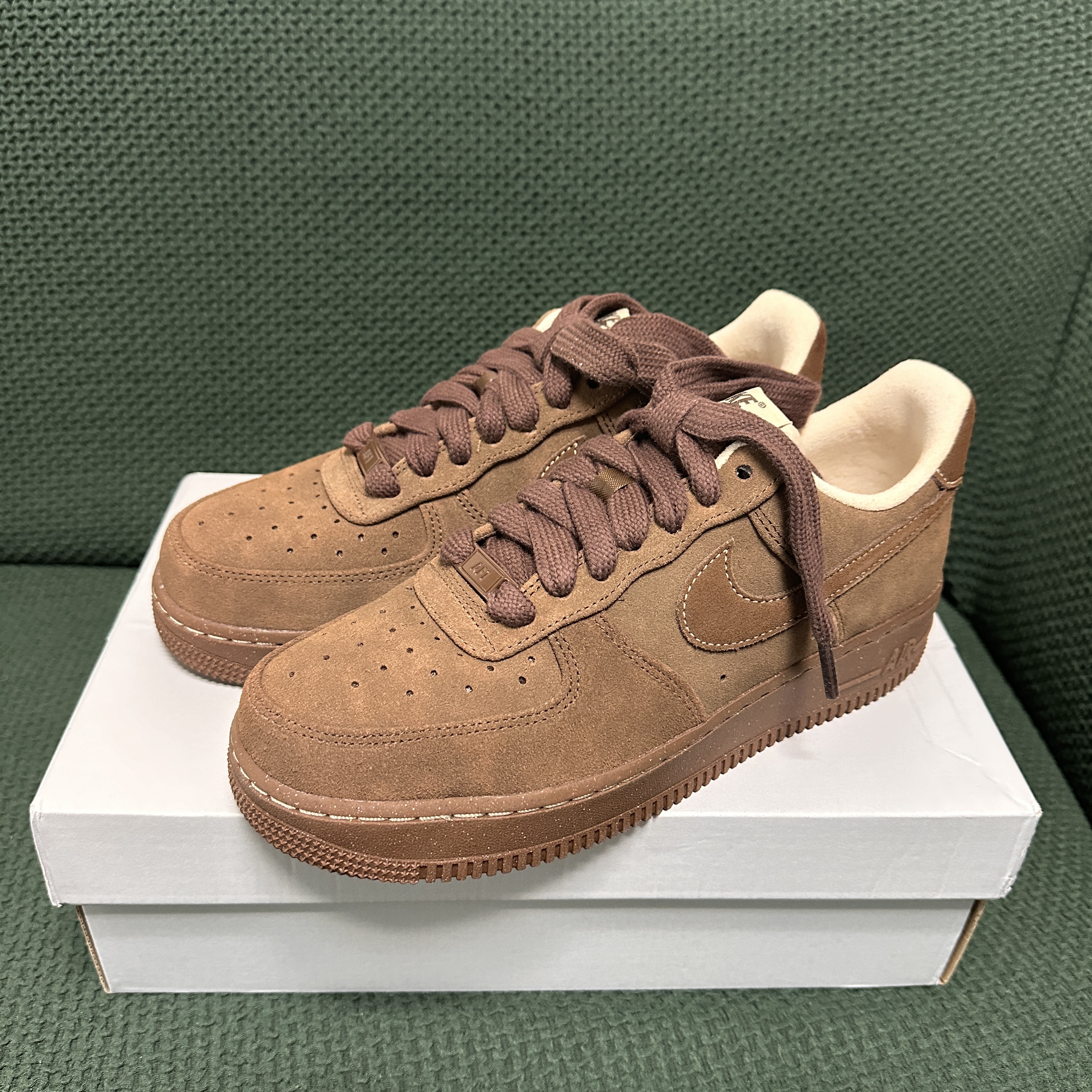 (W) Nike Air Force 1 '07 Cacao Wow 착용 스타일 - 1