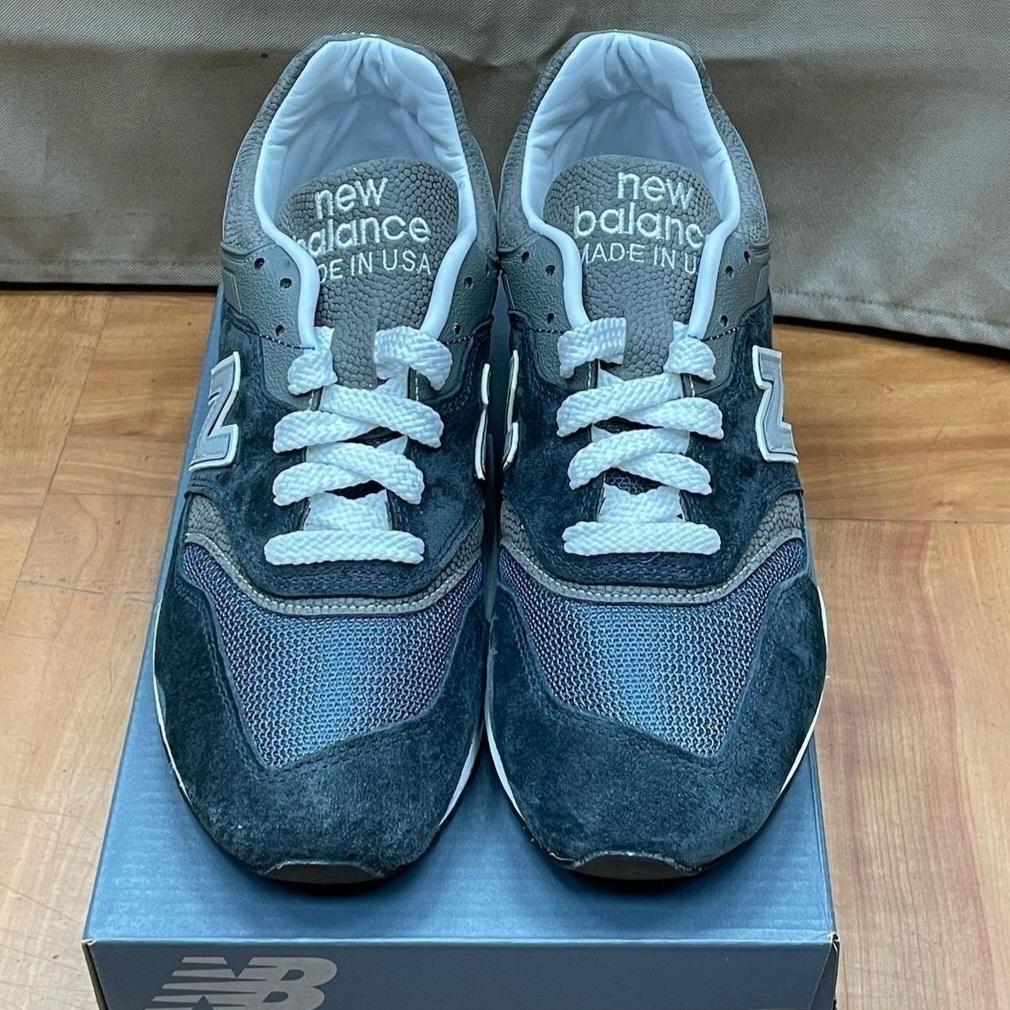 New Balance 997 Made in USA Navy Grey 착용 스타일